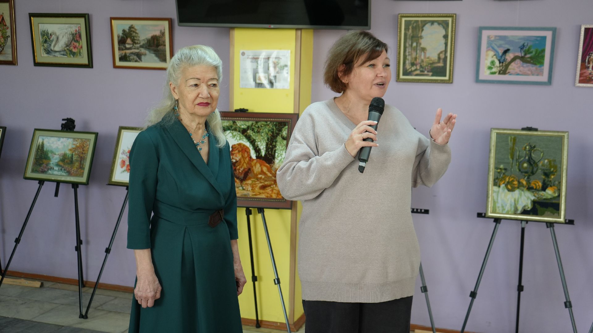 вертикалки, выставка, культура,