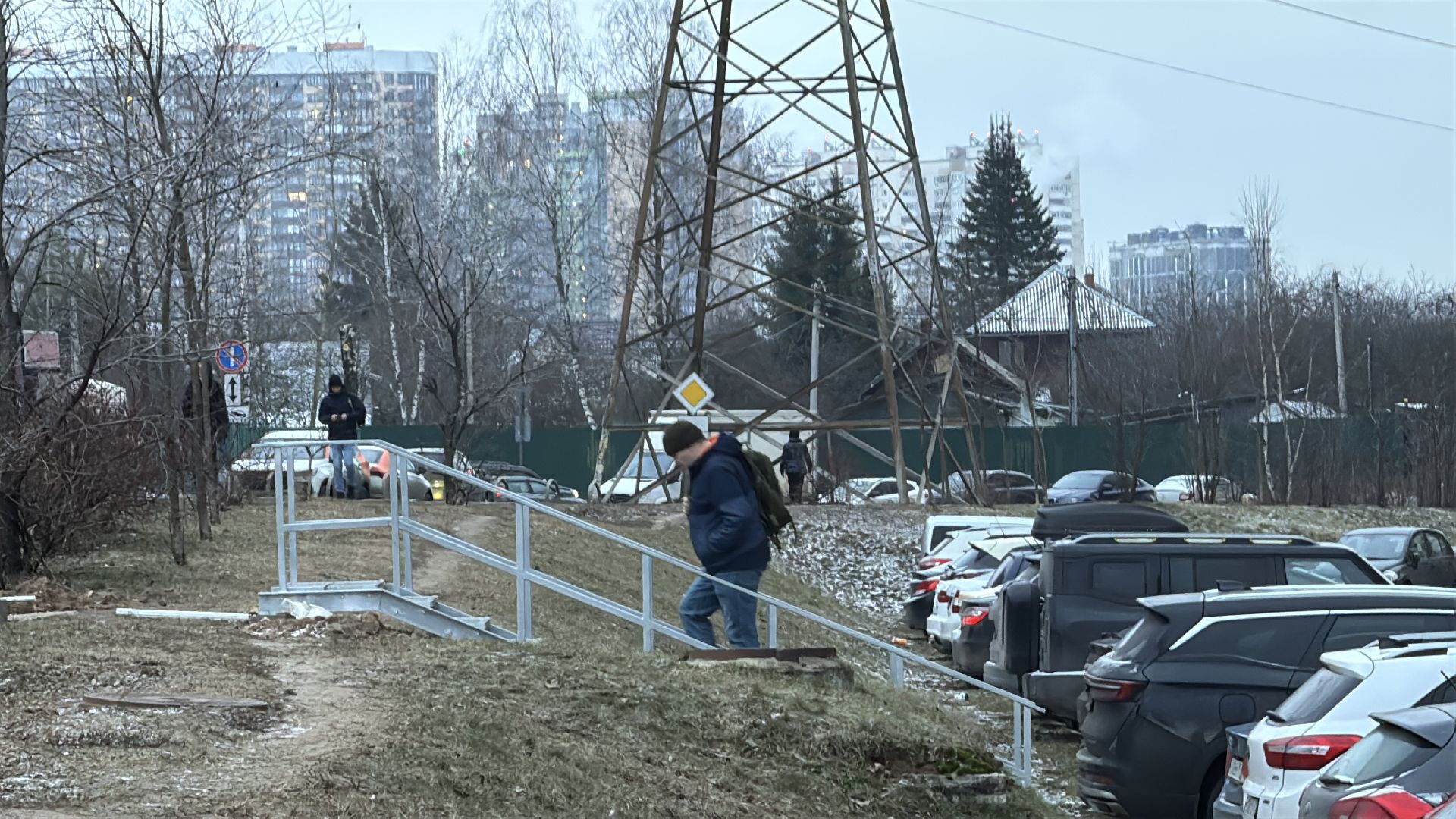Благоустройство, Неравнодушные жители, вертикалки, лестница к парковке,