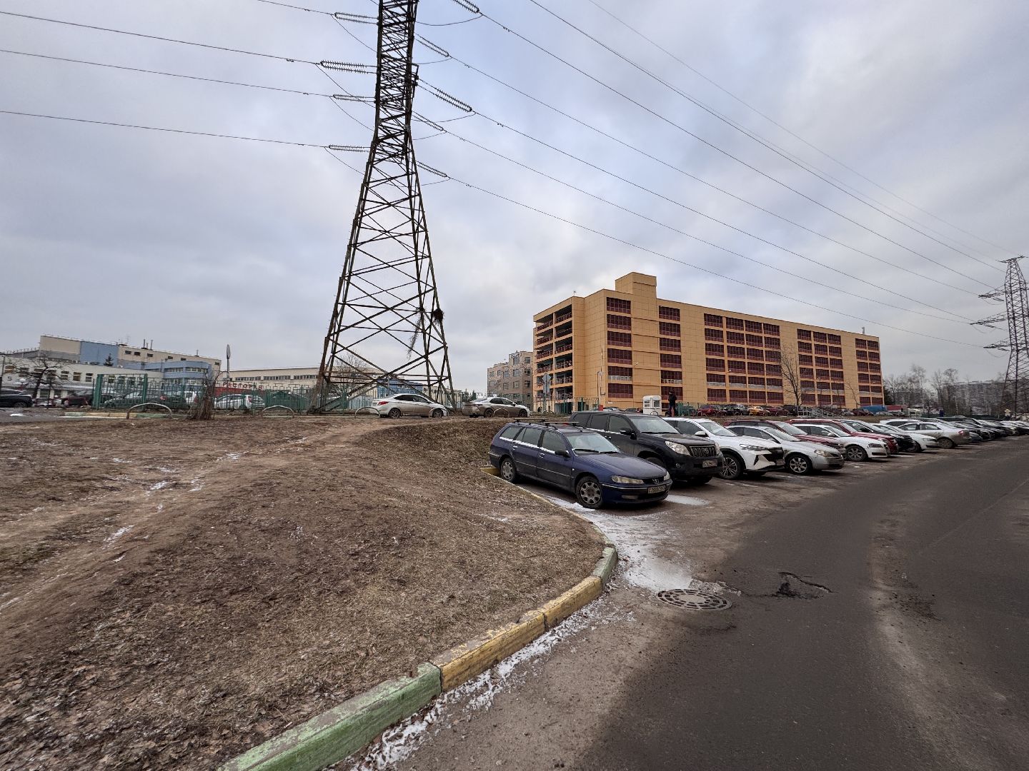 Благоустройство, Неравнодушные жители, вертикалки, лестница к парковке,