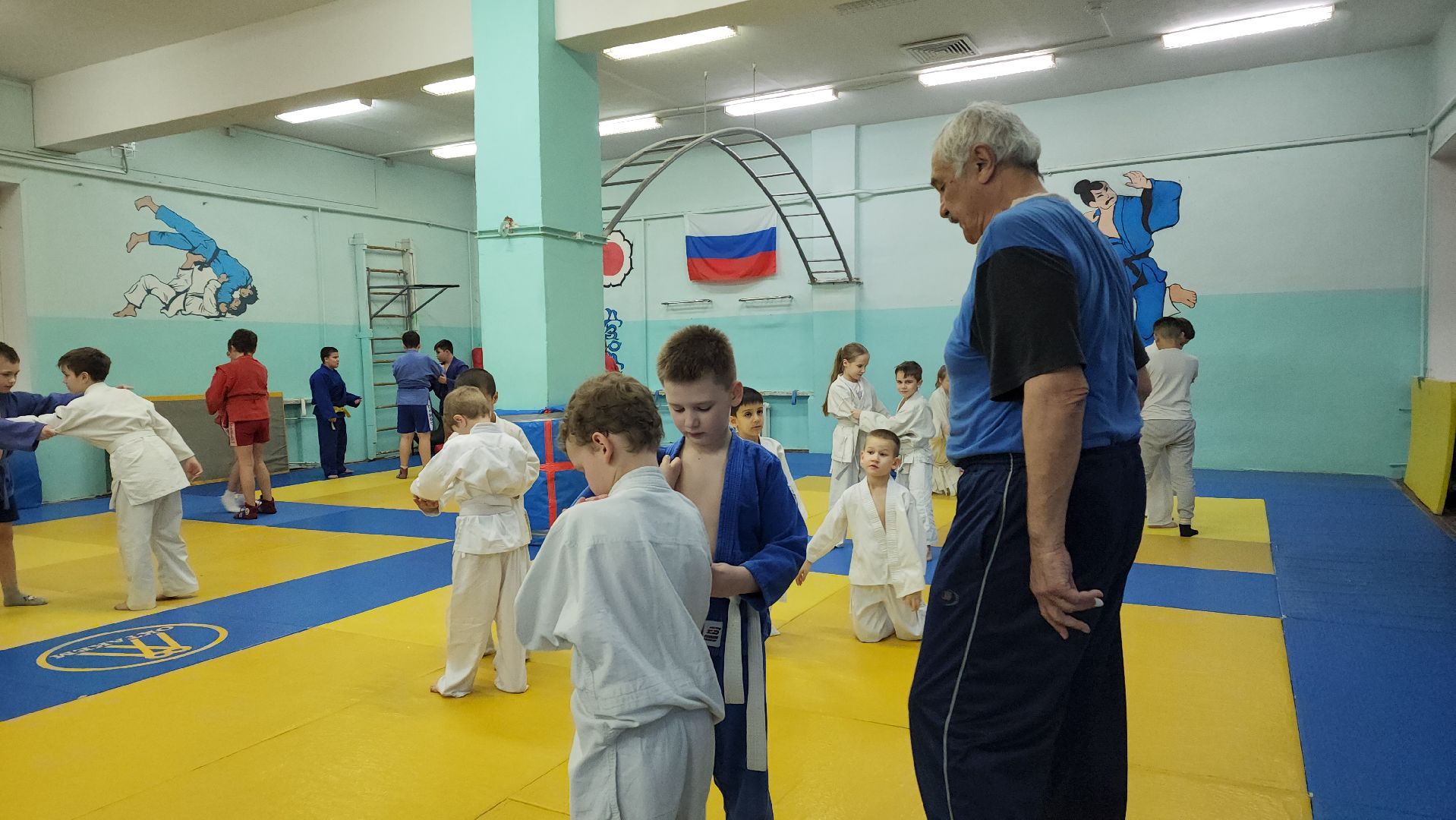 Тренер, Лобня, Самбо, Дзюдо, вертикалки,