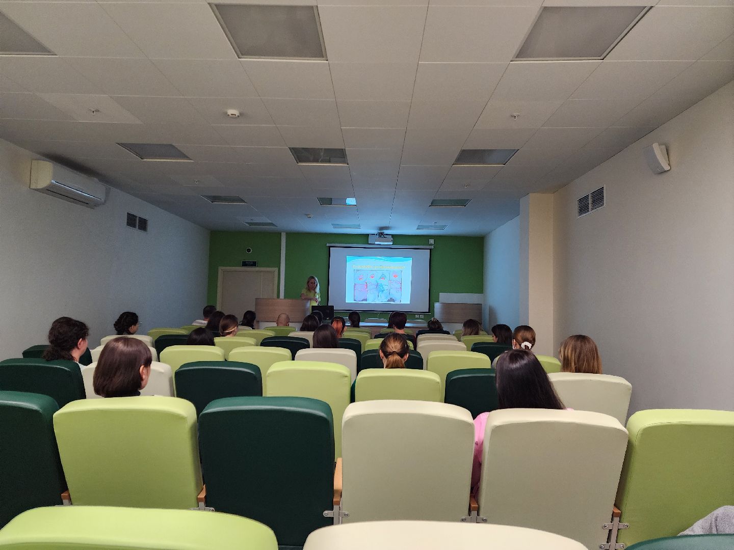 раменское, медицина, центр материнства и детства, школа матерей, занятие с неонатологом,