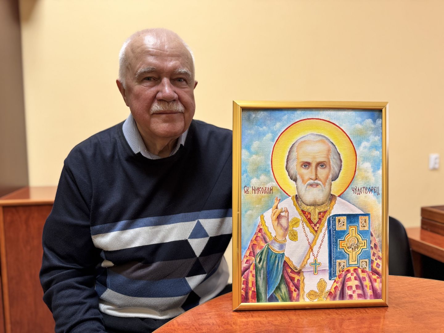 солнечногорск, военный пенсионер, художник любитель, иконы, вертикалки,