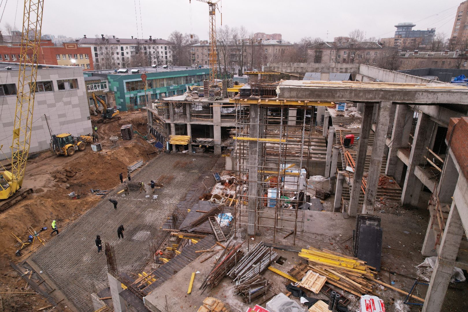 видео с коптера, королёв, школа,