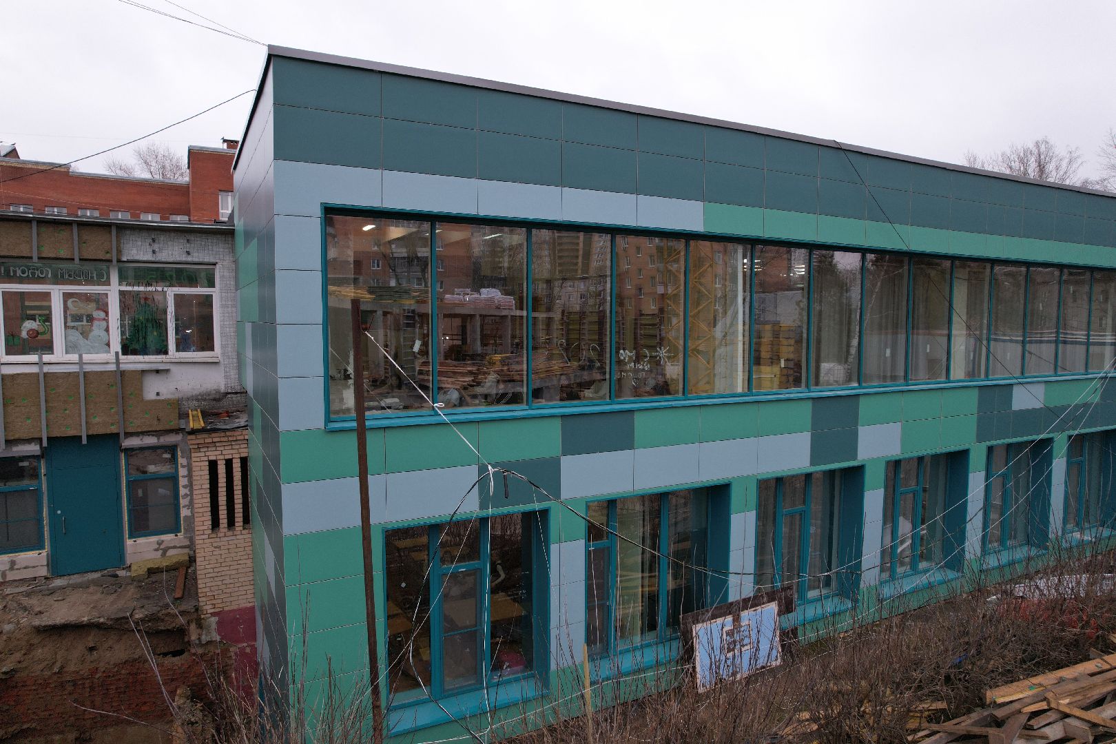 видео с коптера, королёв, школа,