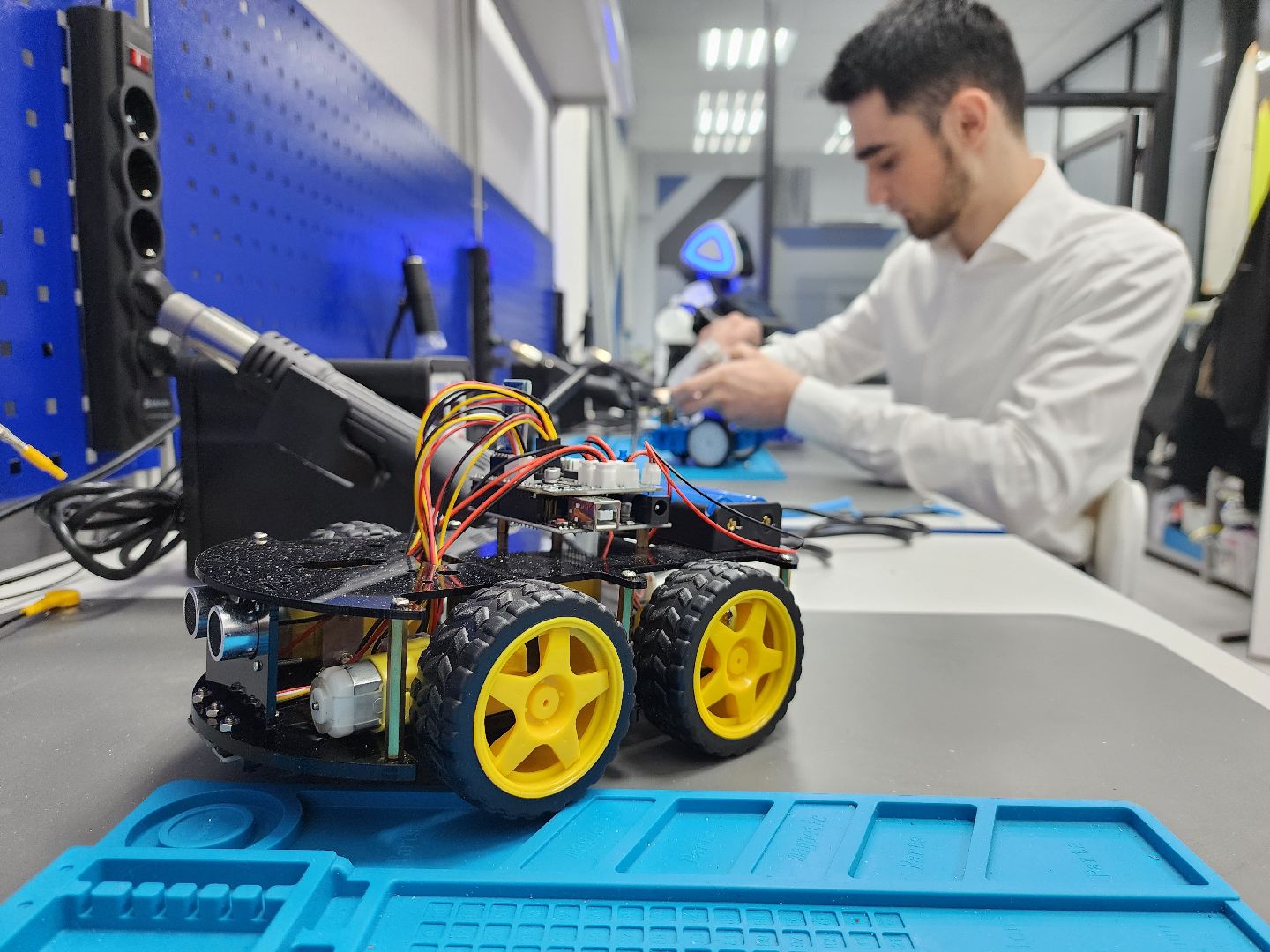 Дубна, Робототехника, Современное оборудование, Университет Дубна, Студенты, Школьники, вертикалки,