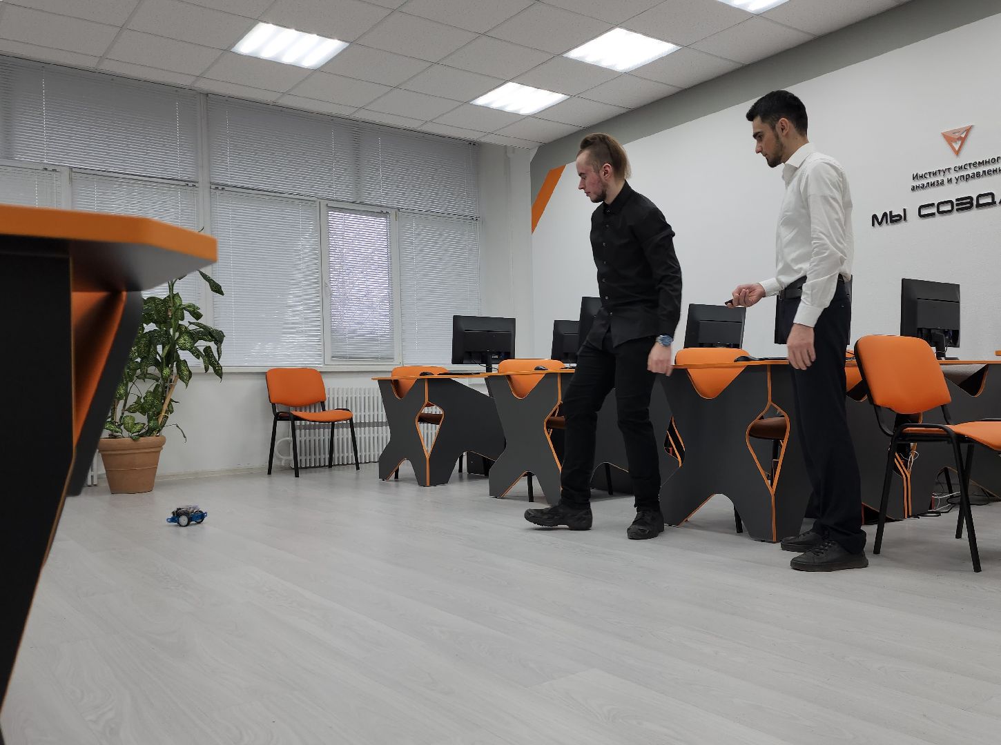 Дубна, Робототехника, Современное оборудование, Университет Дубна, Студенты, Школьники, вертикалки,