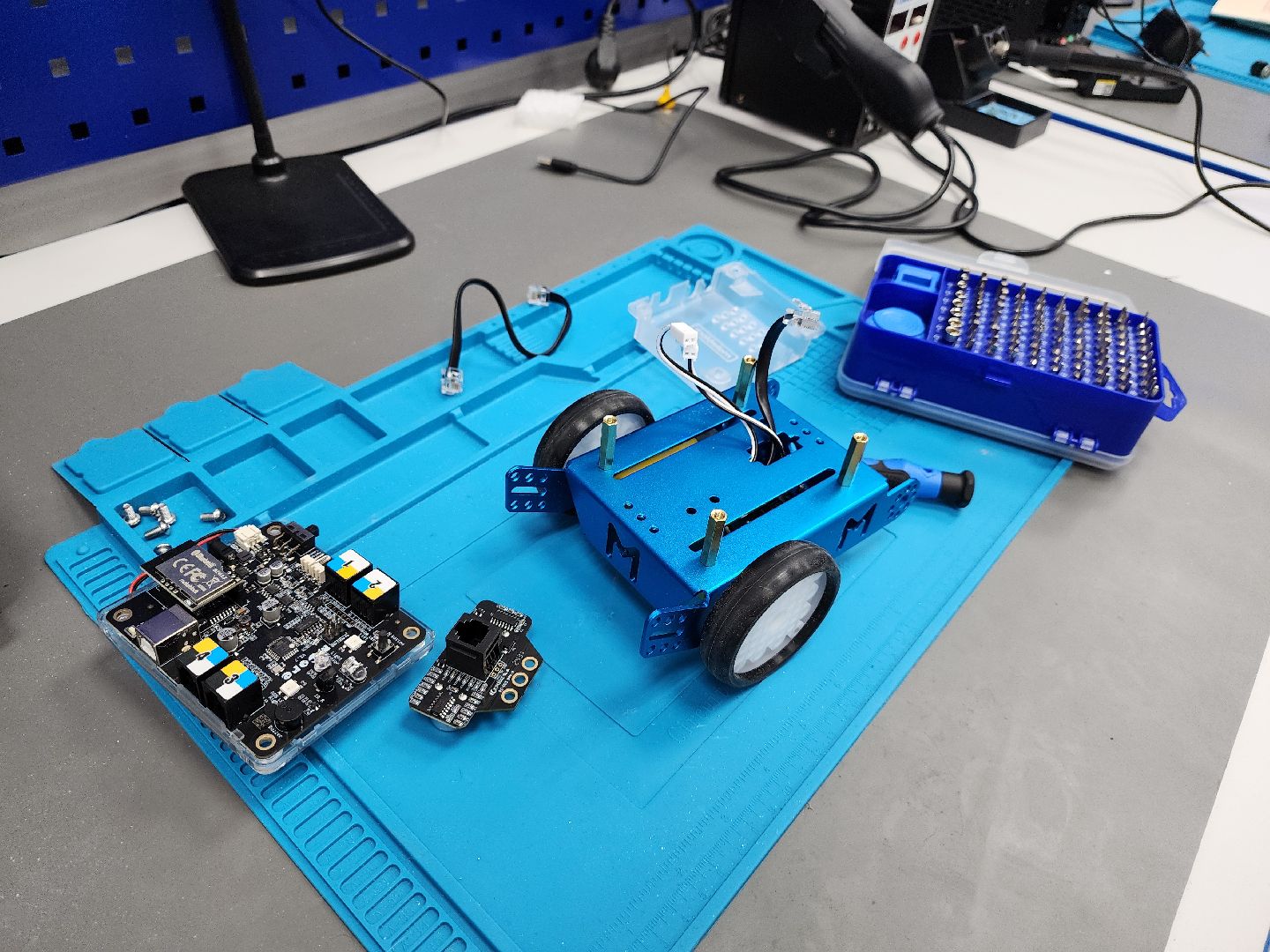 Дубна, Робототехника, Современное оборудование, Университет Дубна, Студенты, Школьники, вертикалки,