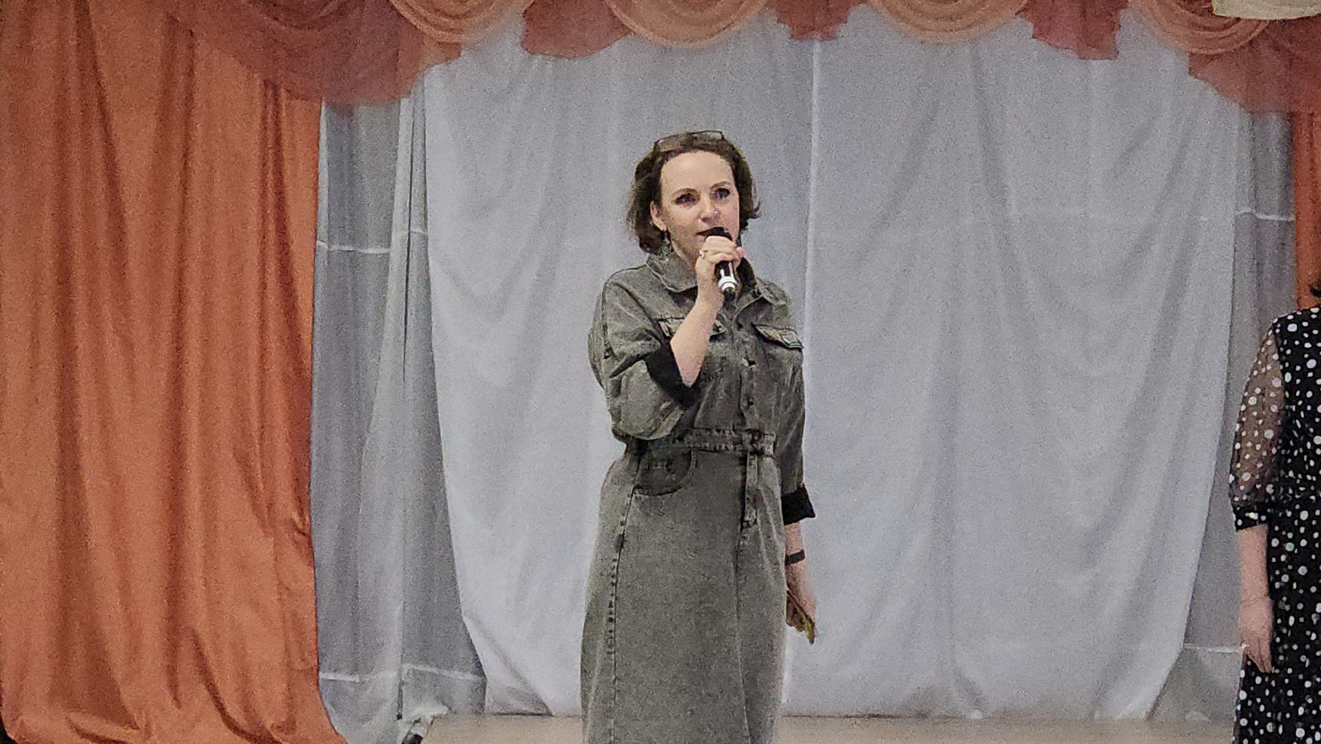 Луховицы, Белоомут, Выставка,