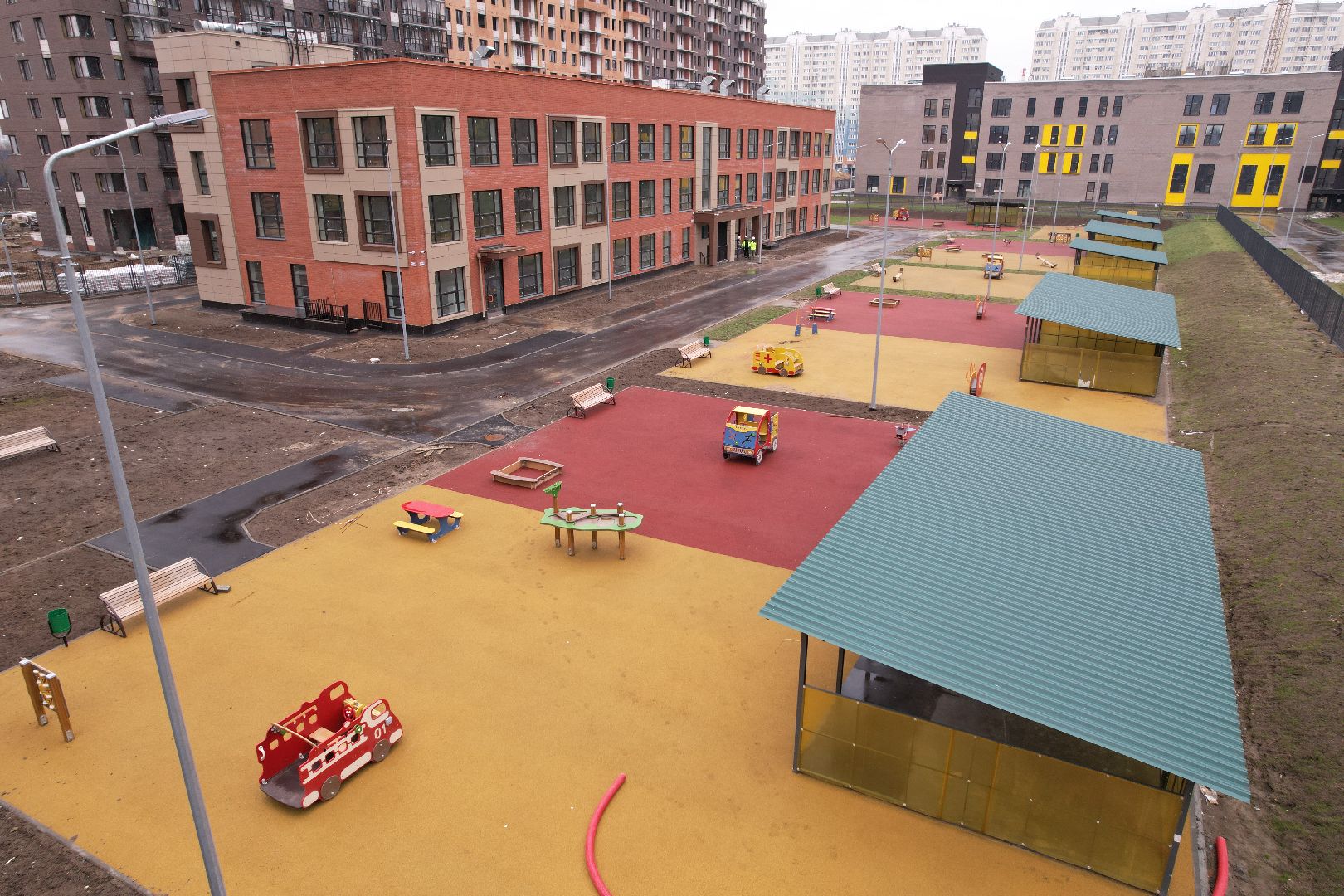 видео с коптера, балашиха, детский сад,