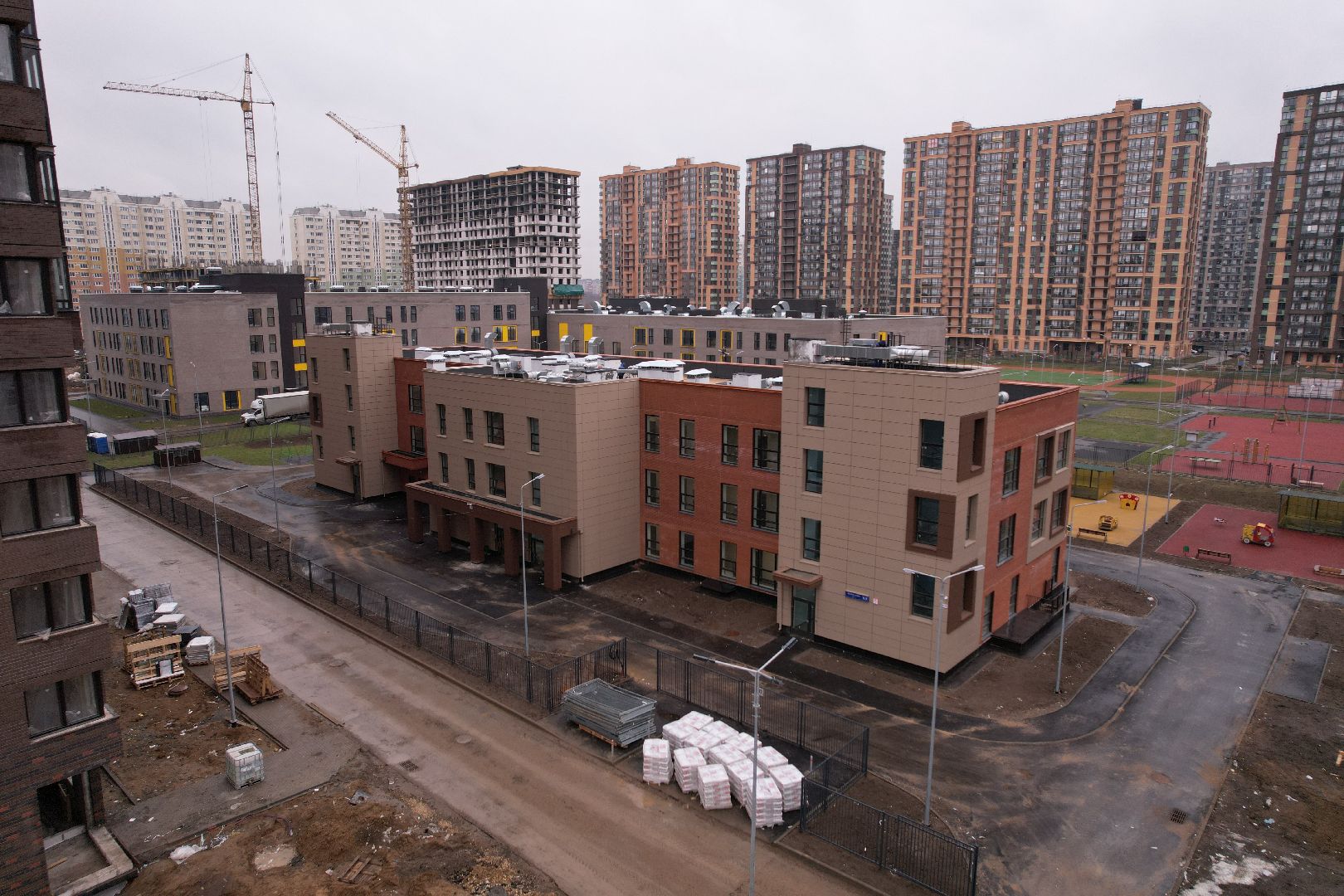 видео с коптера, балашиха, детский сад,