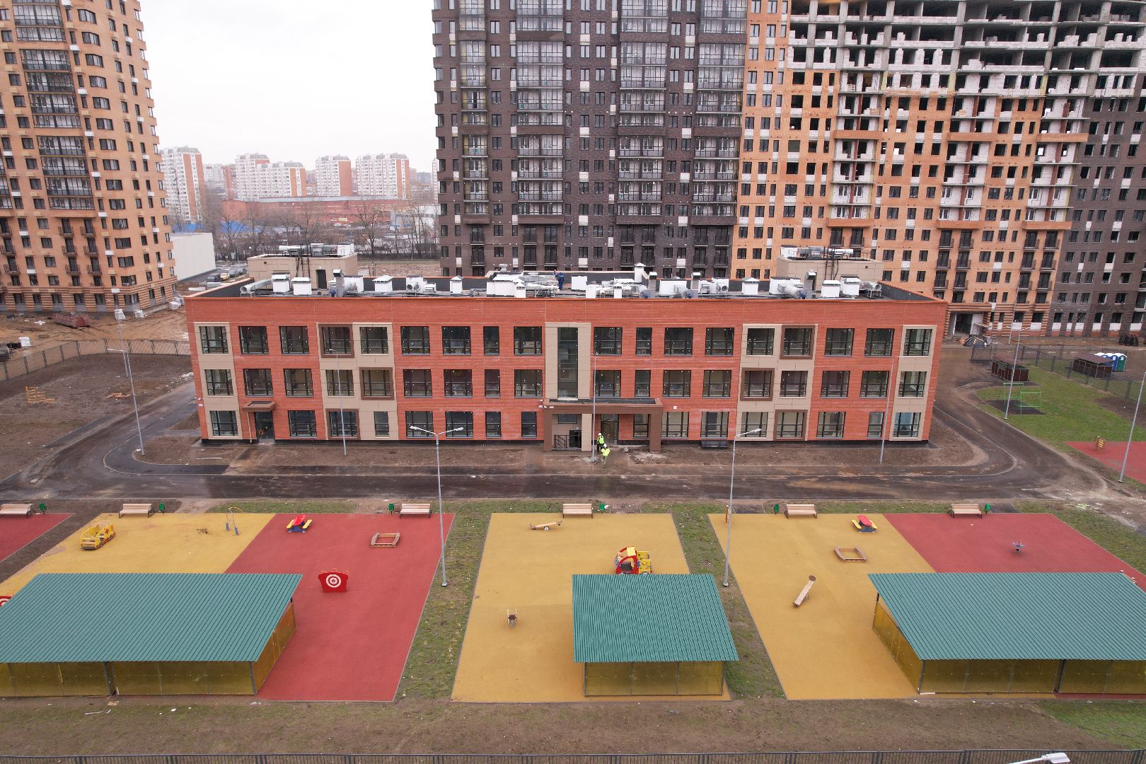 видео с коптера, балашиха, детский сад,