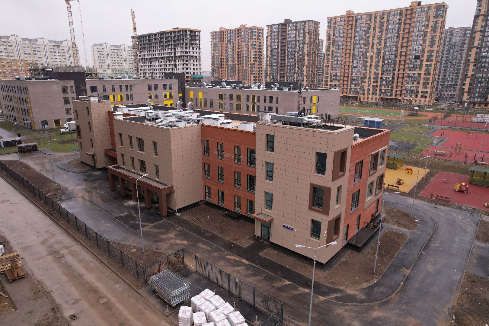 видео с коптера, балашиха, детский сад,