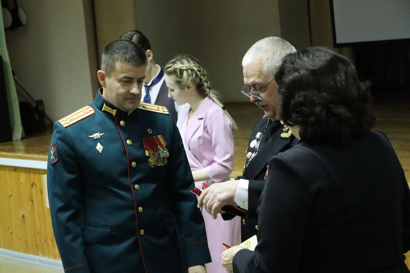 сергей фирсов, герой россии, герой россии сергей фирсов, школа чуйкова, серебряные пруды, урок мужества,