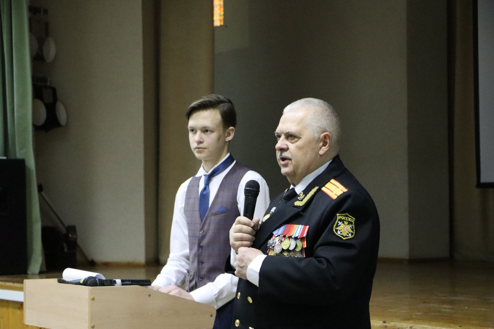 сергей фирсов, герой россии, герой россии сергей фирсов, школа чуйкова, серебряные пруды, урок мужества,