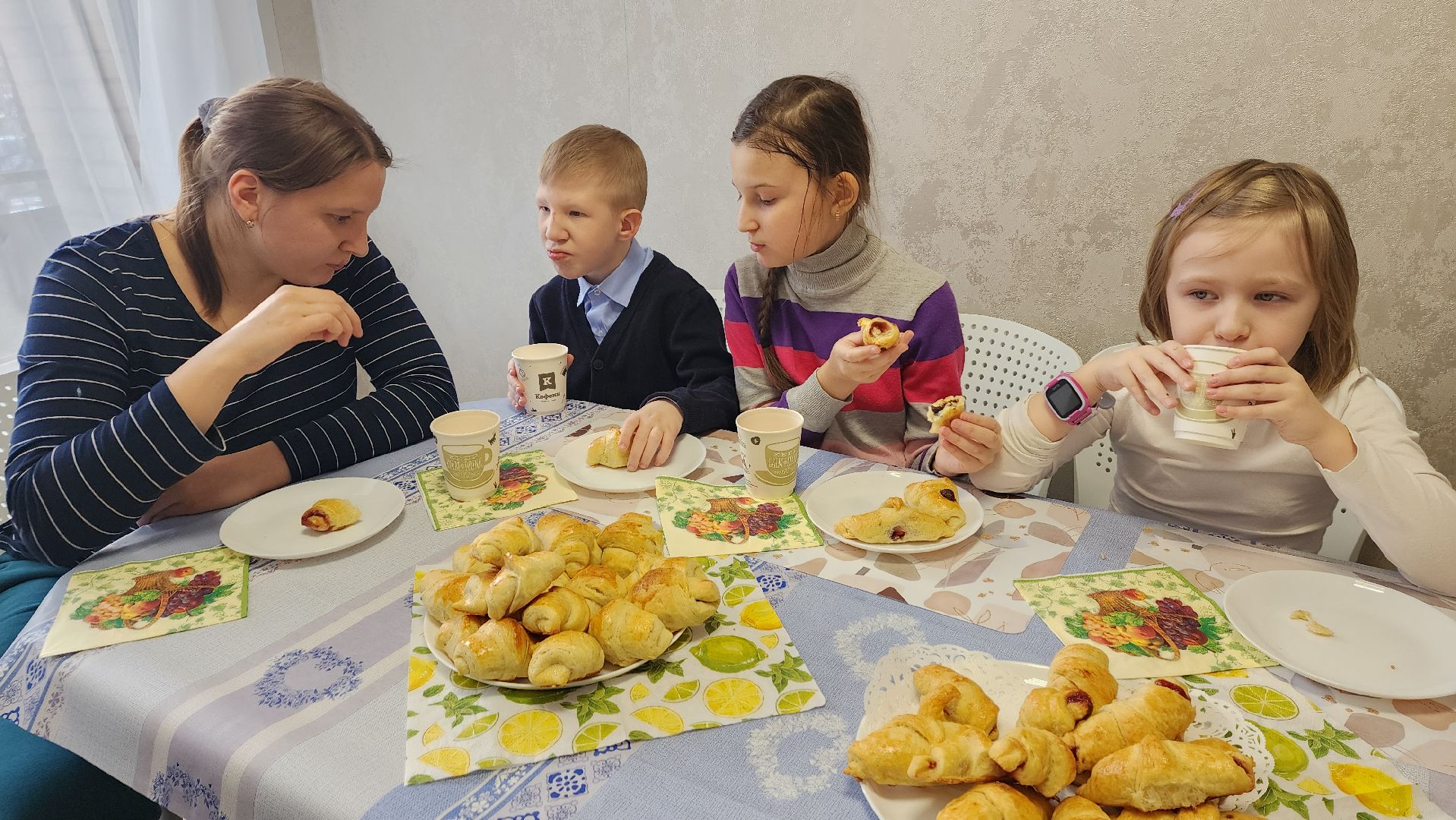 ивантеевка, пушкинский, центр социального обслуживания, дети, дети с овз, выпечка, кухня, мастер-класс для детей, инвалиды, вертикалки,