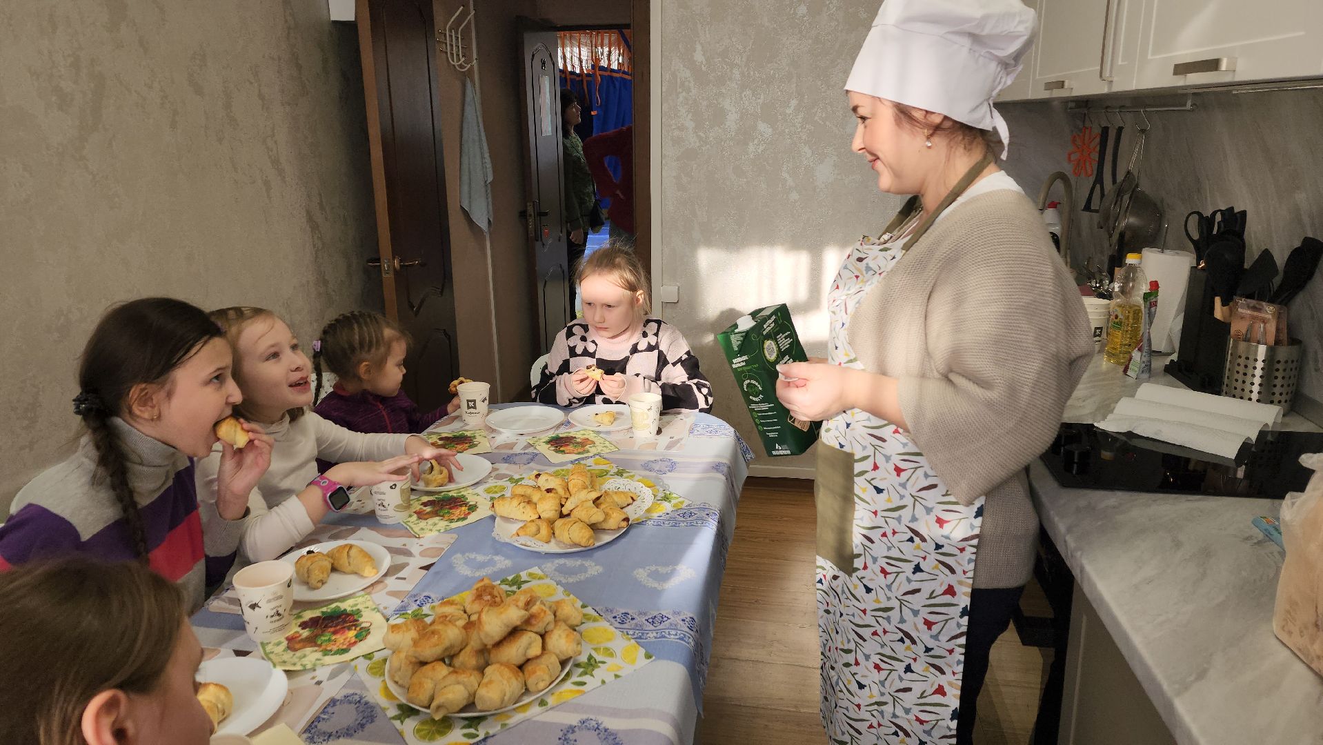 ивантеевка, пушкинский, центр социального обслуживания, дети, дети с овз, выпечка, кухня, мастер-класс для детей, инвалиды, вертикалки,