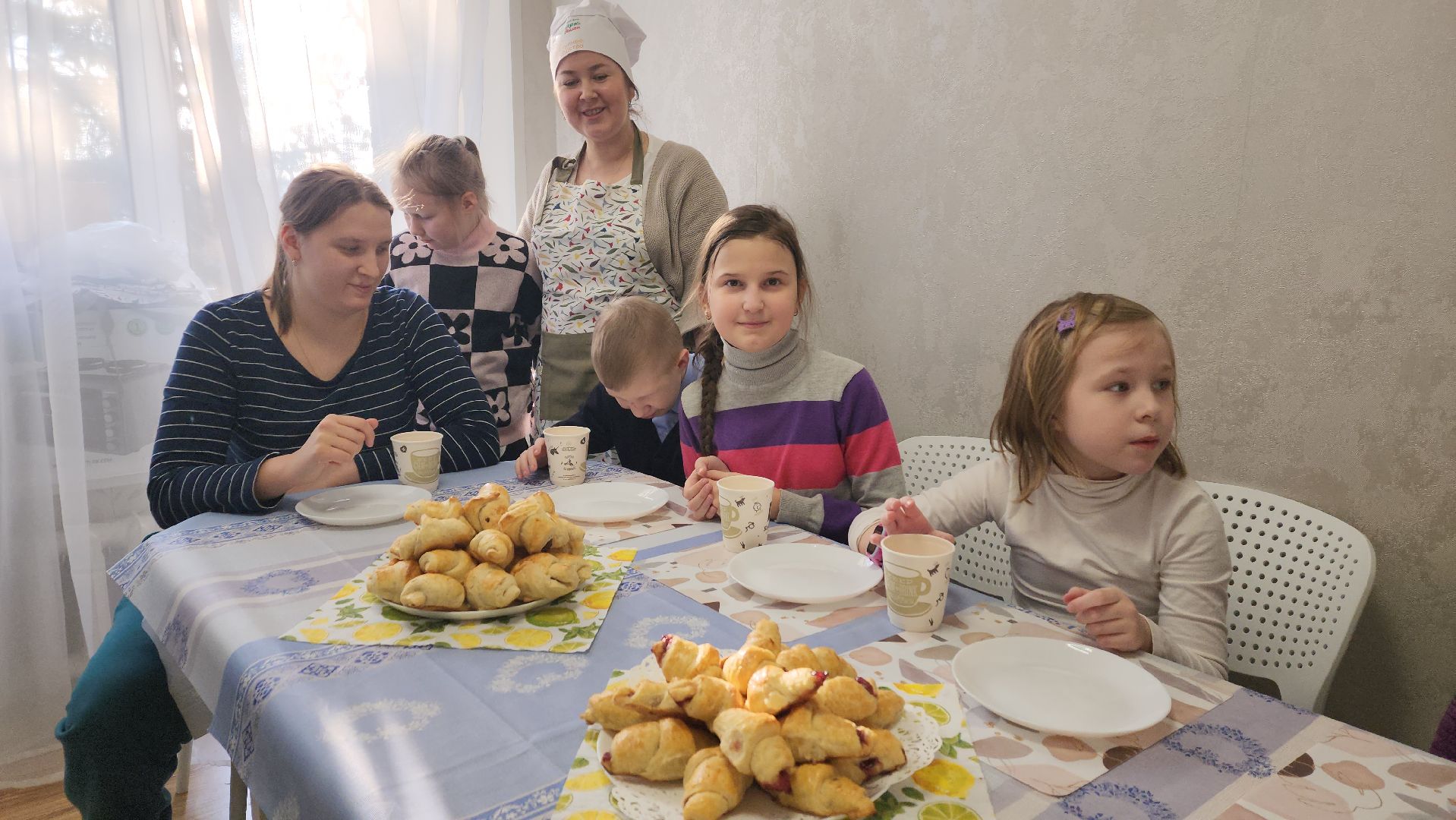 ивантеевка, пушкинский, центр социального обслуживания, дети, дети с овз, выпечка, кухня, мастер-класс для детей, инвалиды, вертикалки,