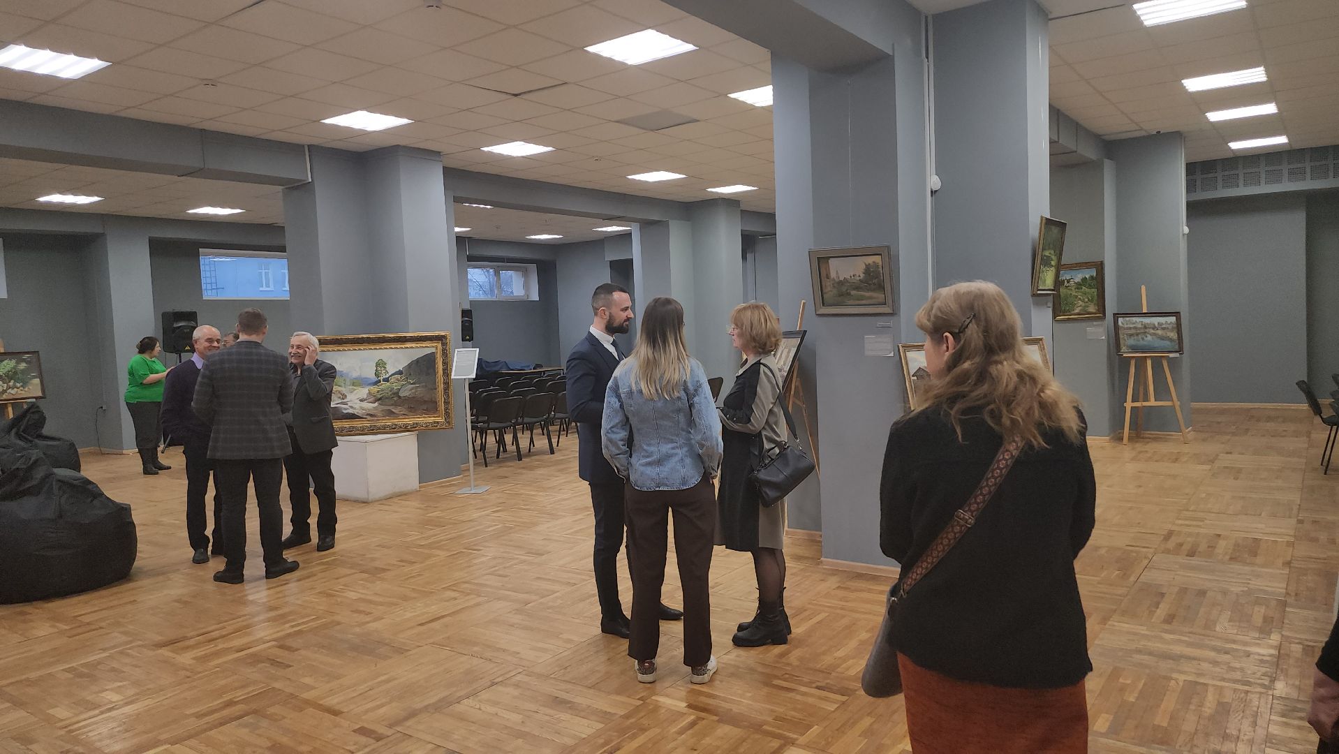 люберцы, музейно-выставочный комплекс, лекторий, выставка, вертикалки,