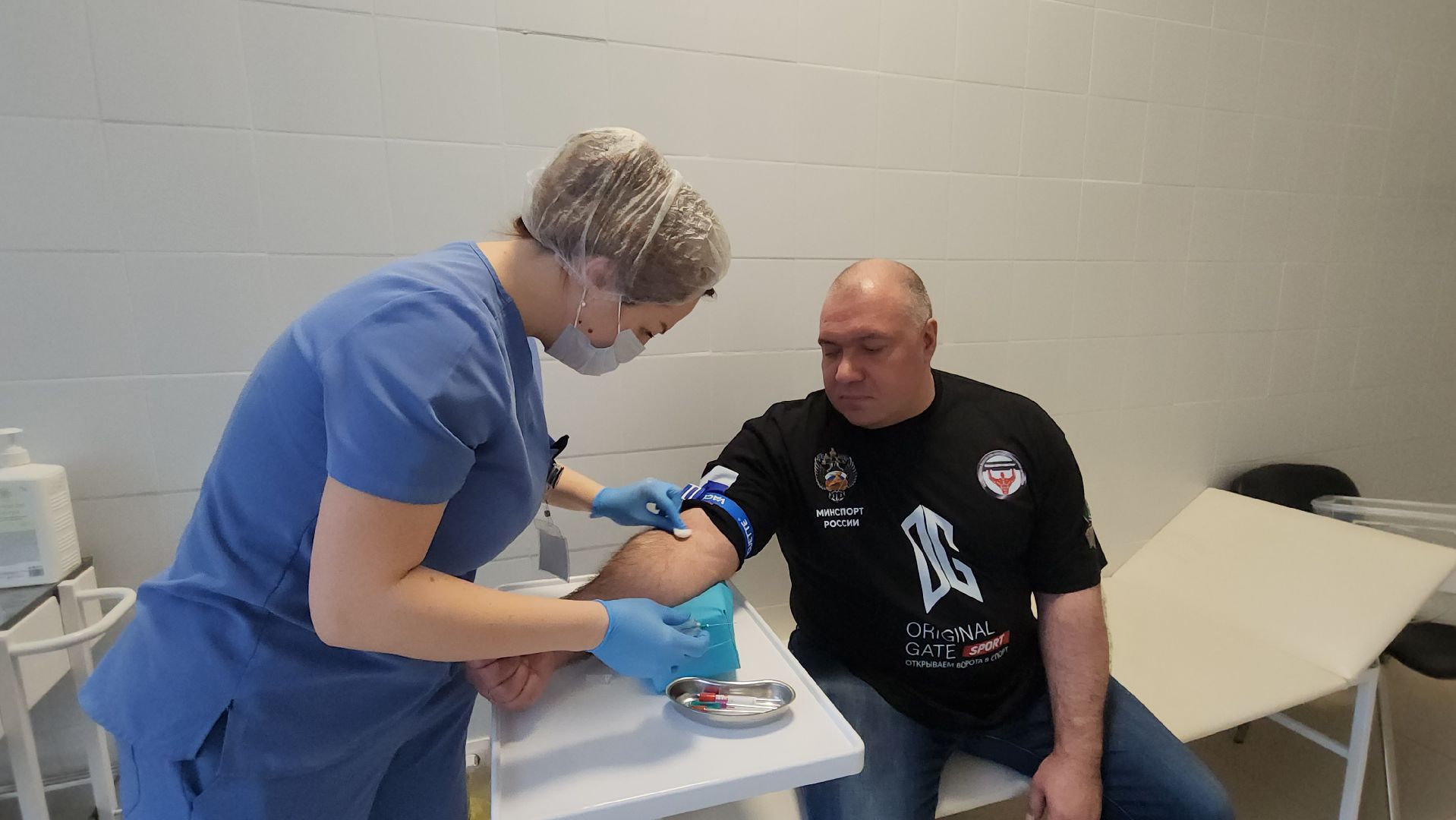 люберецкая больница, русский халк, диспансеризация, поликлиника,