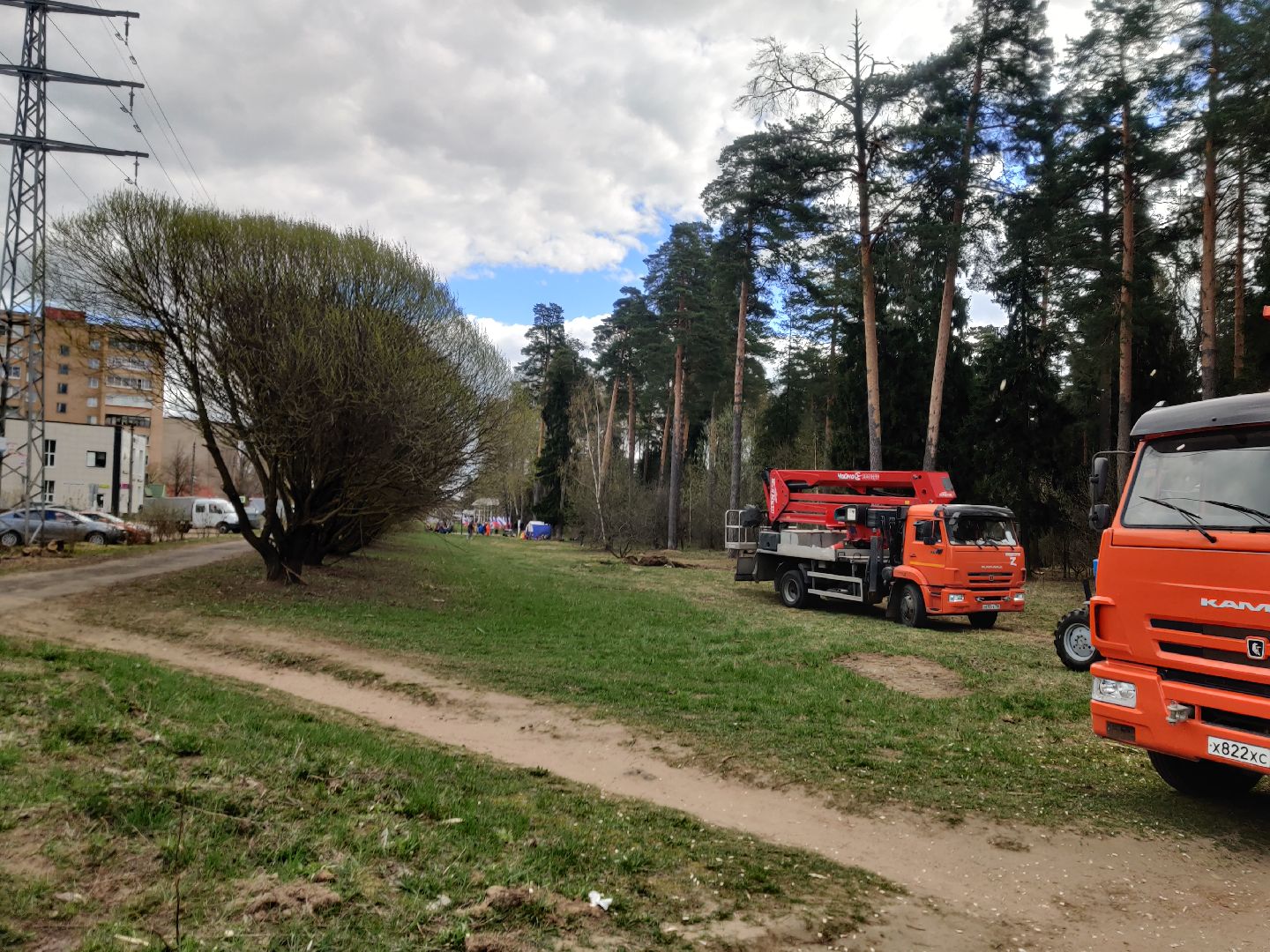 Красноармейск, Пушкинский, субботник, бульвар Зубова, люди