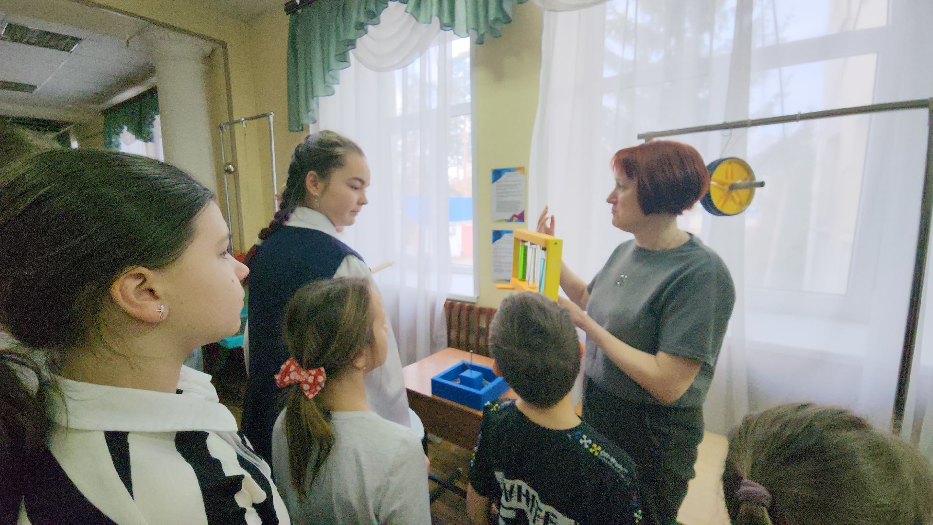 дети, созвездие, день науки,выставка,