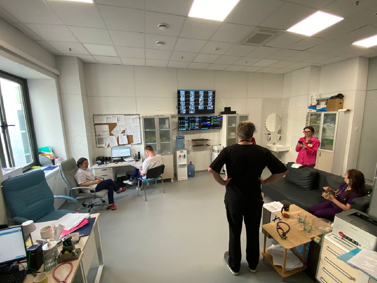 вертикалки, реанимация, клиническийцентрименирошаля, реаниматолог, детскаяреанимация,