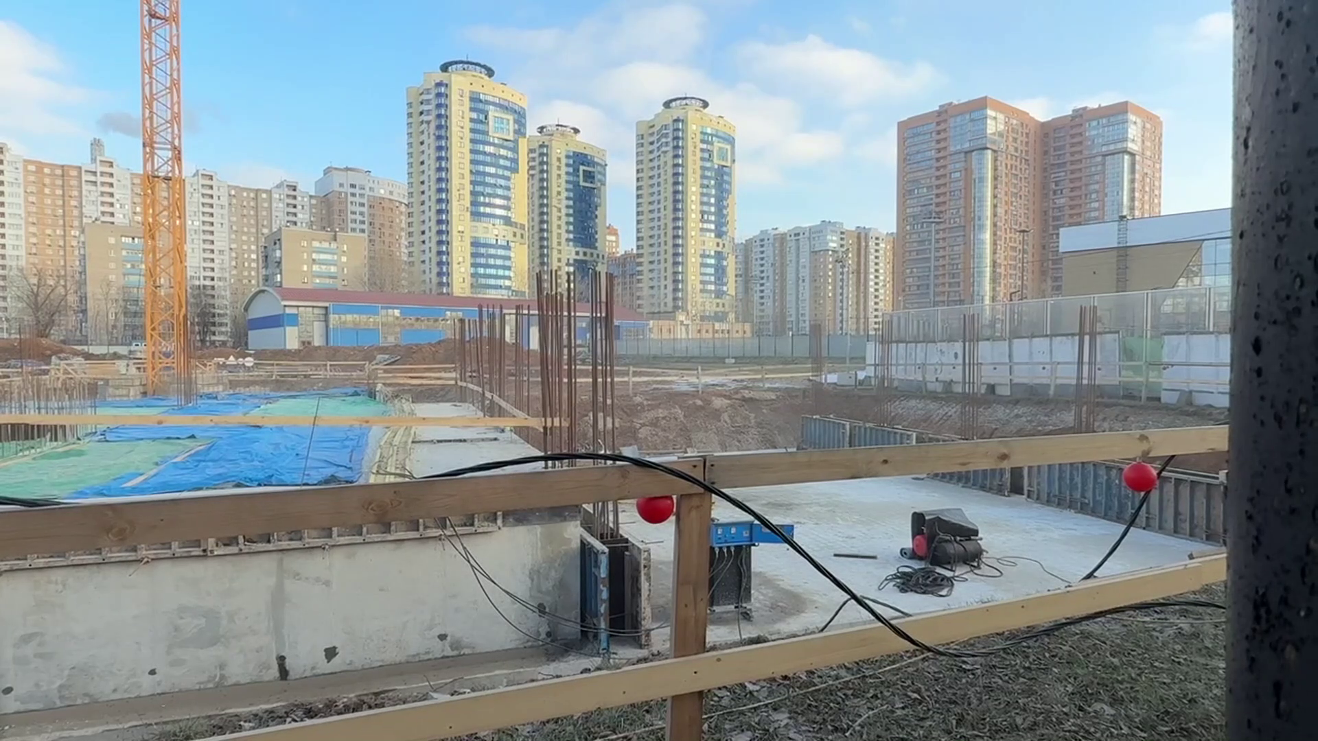 реутов, вертикалки, строительство, футбол, вратари, акинфеев, чанов, футбольное поле, реконструкция, стадион старт,