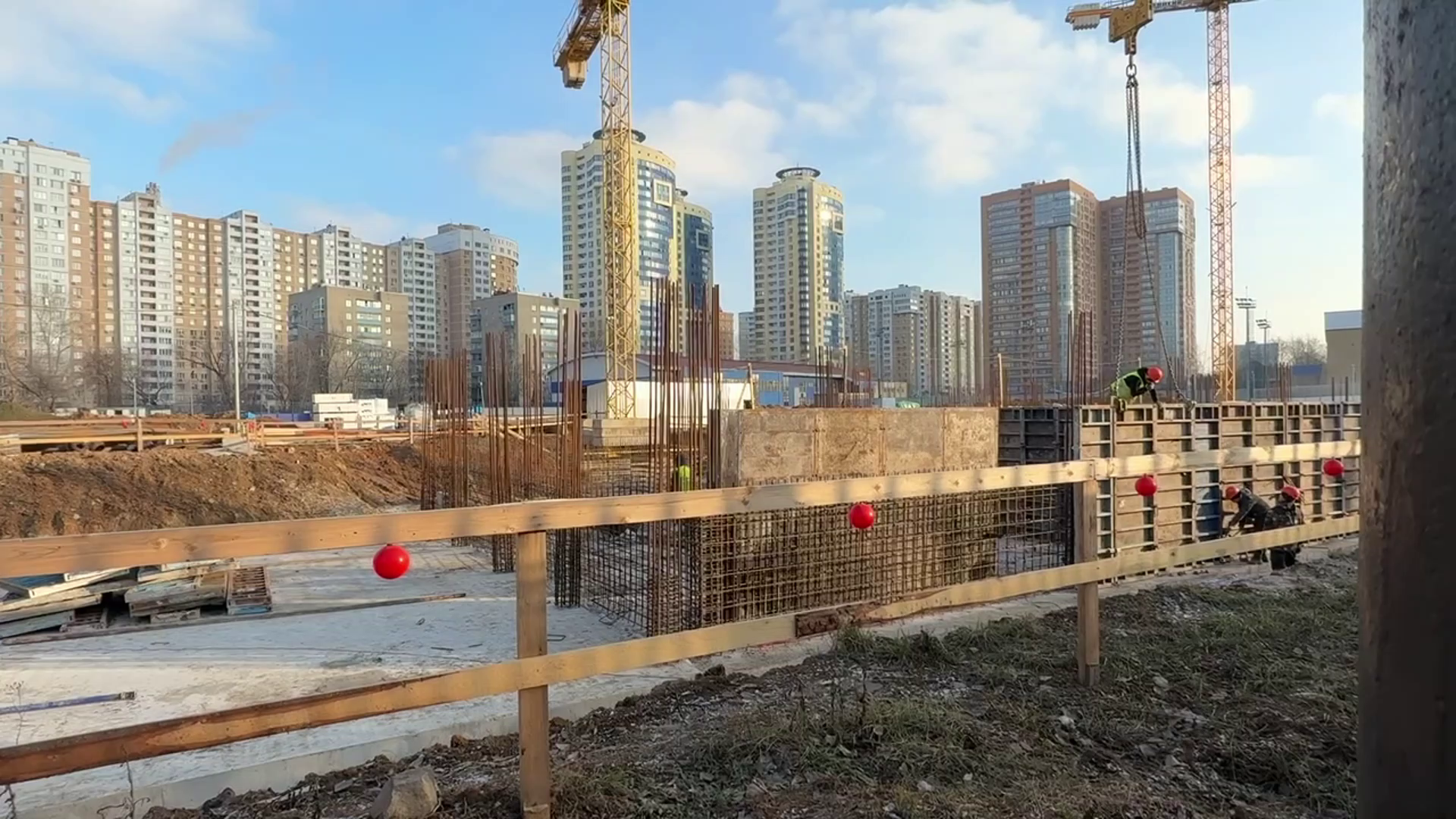 реутов, вертикалки, строительство, футбол, вратари, акинфеев, чанов, футбольное поле, реконструкция, стадион старт,