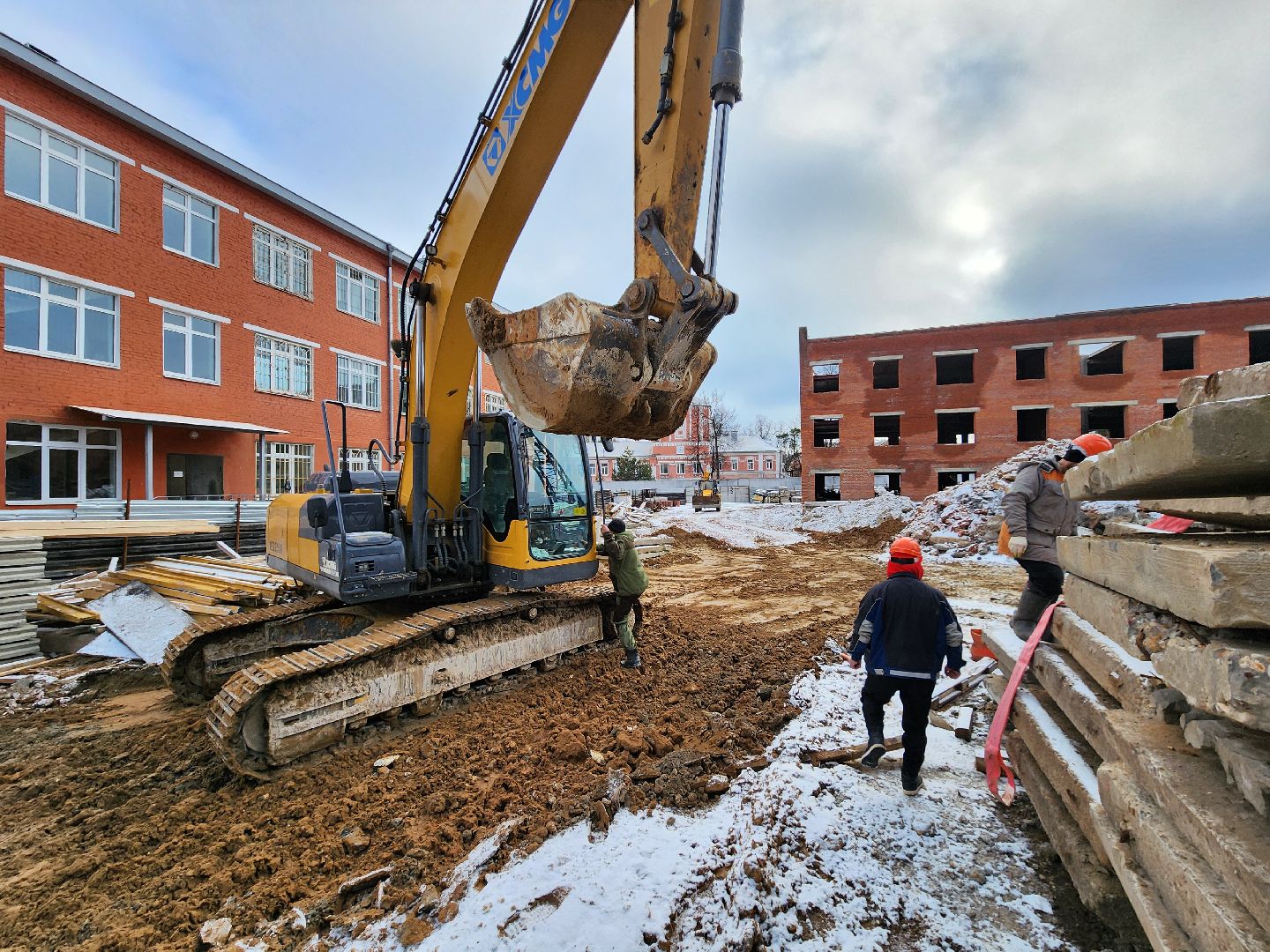 Чехов, поселок Мещерское, психиатрическая больница, лечебный корпус, строительство, реконструкция, временные дороги, обратная засыпка, прокладка дорог, дорожные работы, земляные работы, вертикалки,