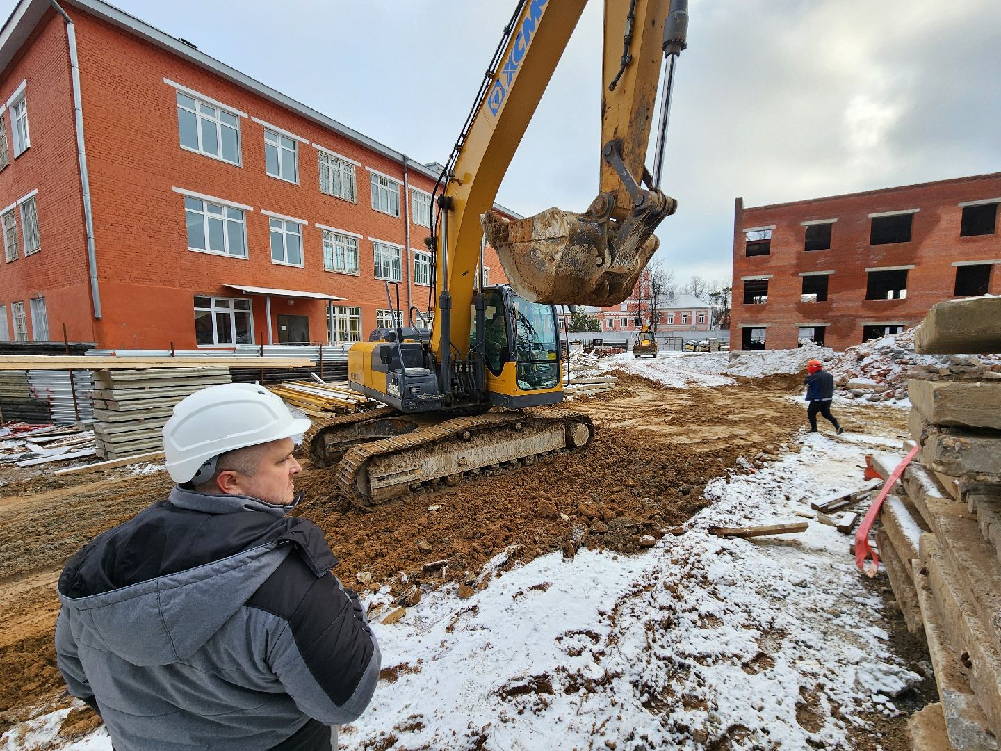 Чехов, поселок Мещерское, психиатрическая больница, лечебный корпус, строительство, реконструкция, временные дороги, обратная засыпка, прокладка дорог, дорожные работы, земляные работы, вертикалки,