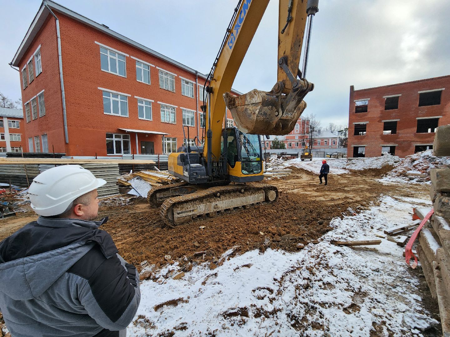 Чехов, поселок Мещерское, психиатрическая больница, лечебный корпус, строительство, реконструкция, временные дороги, обратная засыпка, прокладка дорог, дорожные работы, земляные работы, вертикалки,