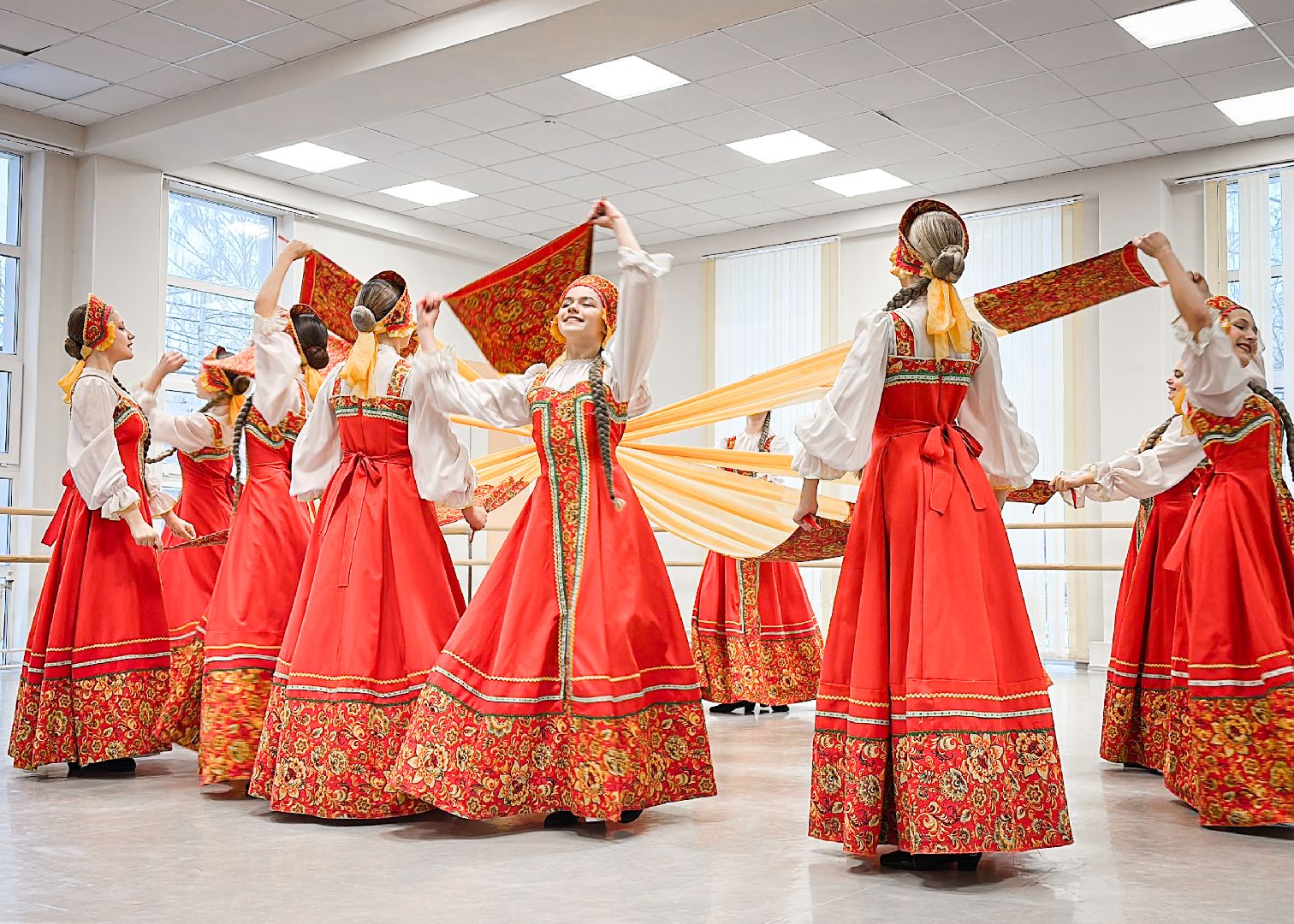 Клин, общество, культура, образование, Китай, музыканты, Подмосковье, вертикалки,