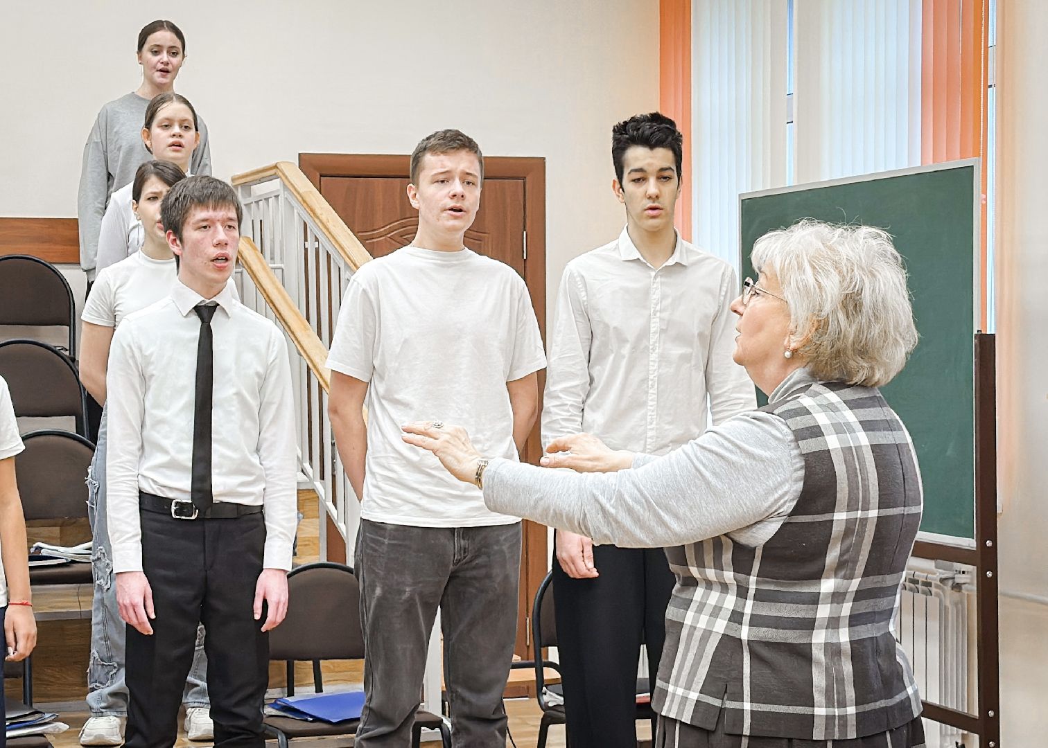 Клин, общество, культура, образование, Китай, музыканты, Подмосковье, вертикалки,