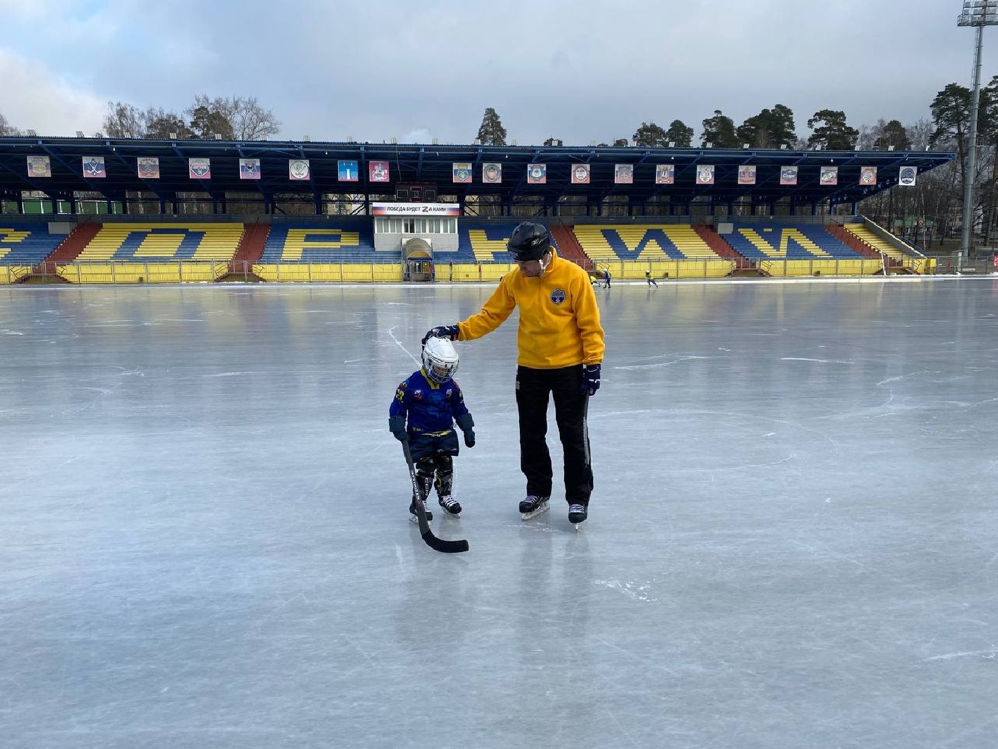 хоккейсмячом, горизонталки, зоркий,