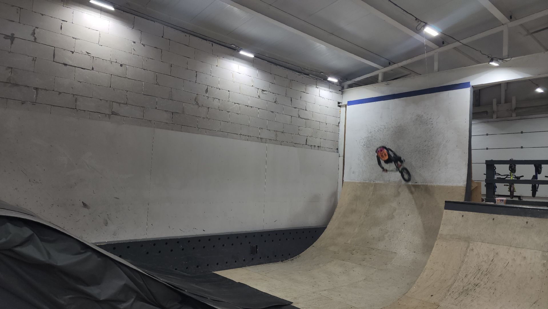 рекорд, книга рекордов, мировой рекорд, семилетний рекордсмен, мальчик, ребенок, bmx, экстрим,