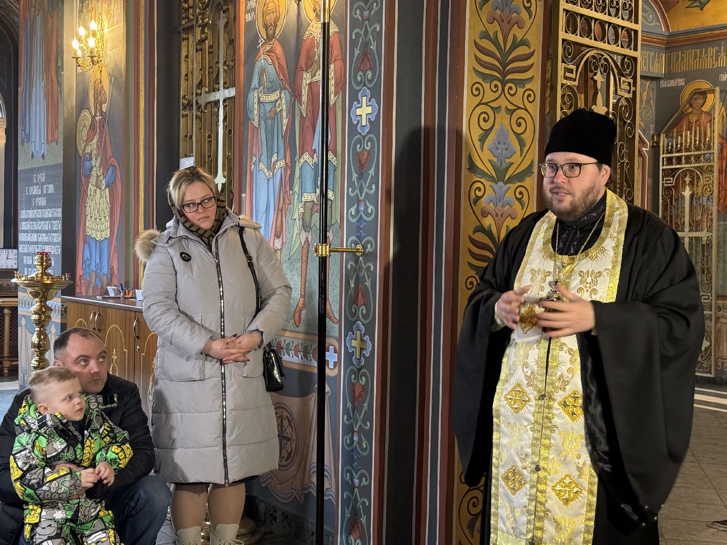 семьи мобилизованных, успенский храм,Глава муниципалитета, СВО,Своих не бросаем,