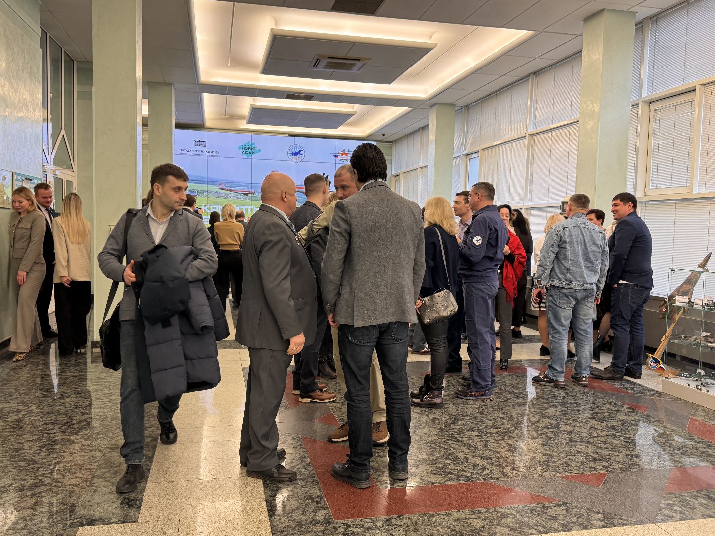 Музей ВВС в Кубинке, 80 лет победе, Одинцово, Госдума, вертикалки,