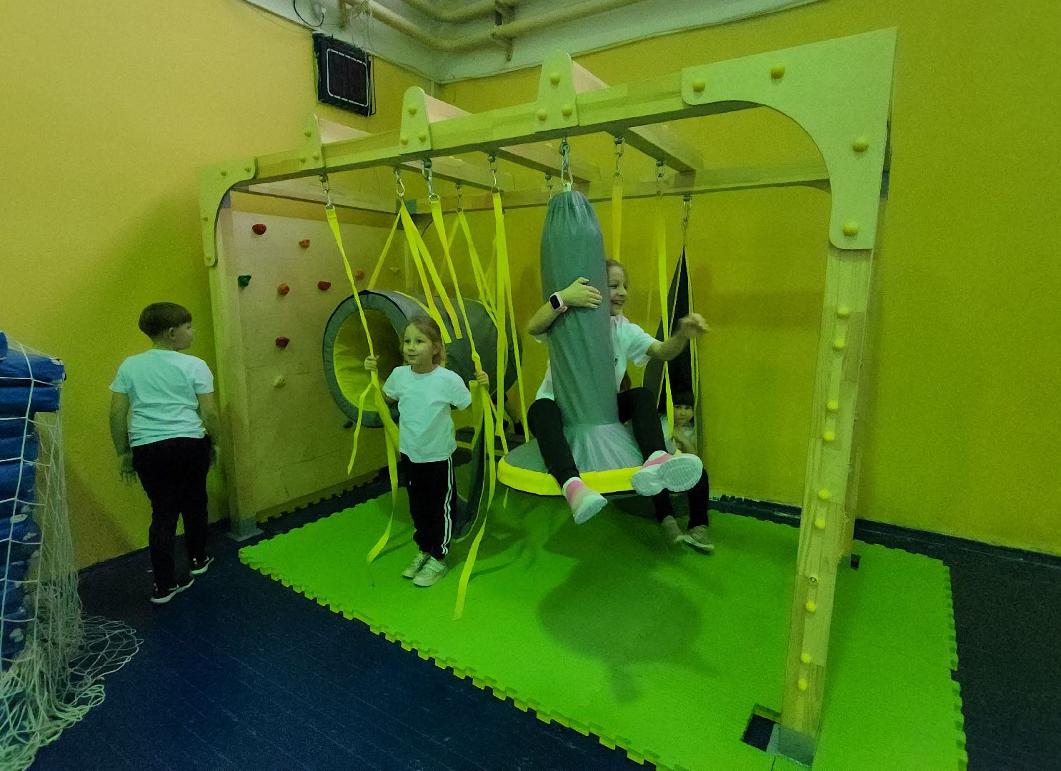 серпухов, улица коншиных, лечебная физкультура, инклюзивный класс, школа 4,