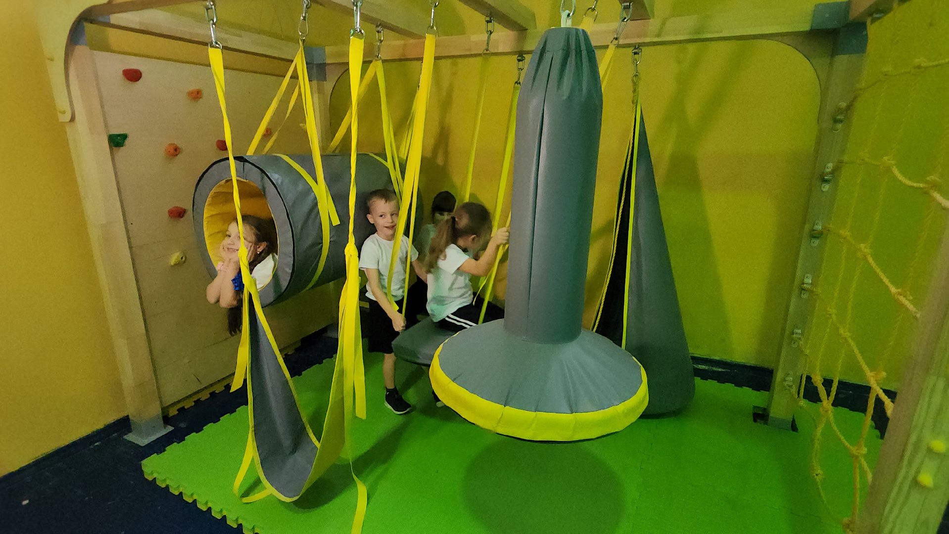 серпухов, улица коншиных, лечебная физкультура, инклюзивный класс, школа 4,