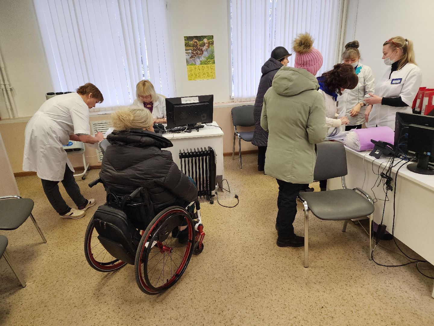 Чехов, Чеховская больница, взрослая поликлиника, улица Пионерская 2, кабинет для маломобильных граждан, пациенты с ограниченными возможностями здоровья, врачи узких специализаций, анализы,
