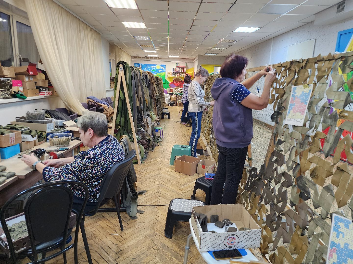 фрязино, волонтеры, гуманитаная помощь, маскировочные сети, плетение масксетей,