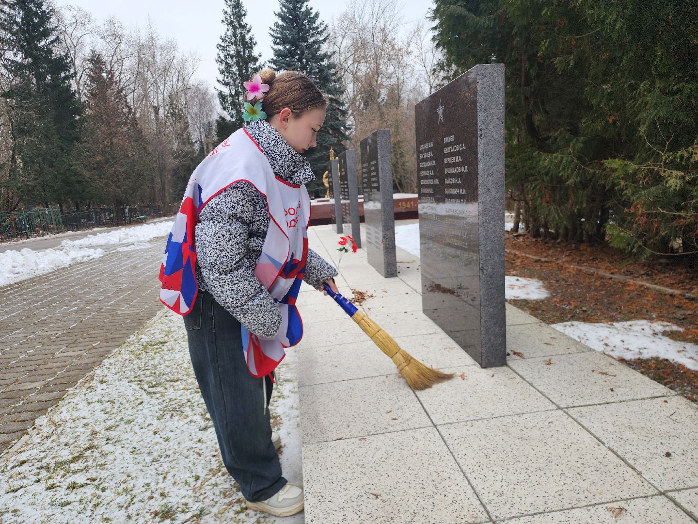 Коломна, памятник вов, великая отечественная война, волонтеры,