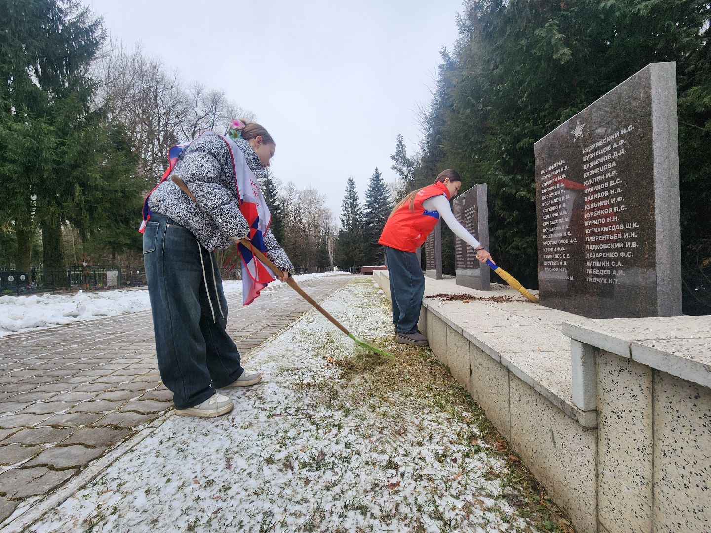 Коломна, памятник вов, великая отечественная война, волонтеры,