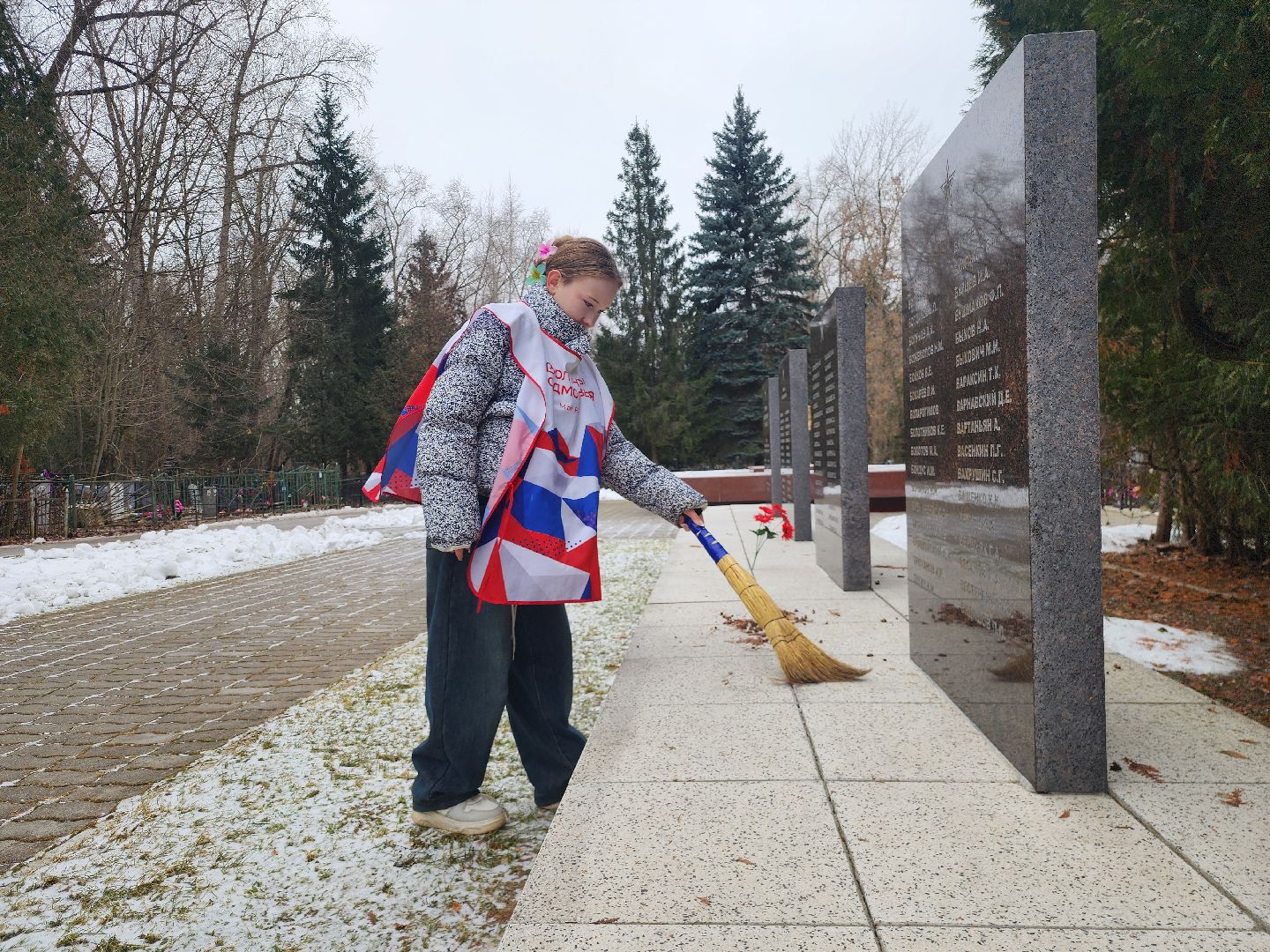 Коломна, памятник вов, великая отечественная война, волонтеры,