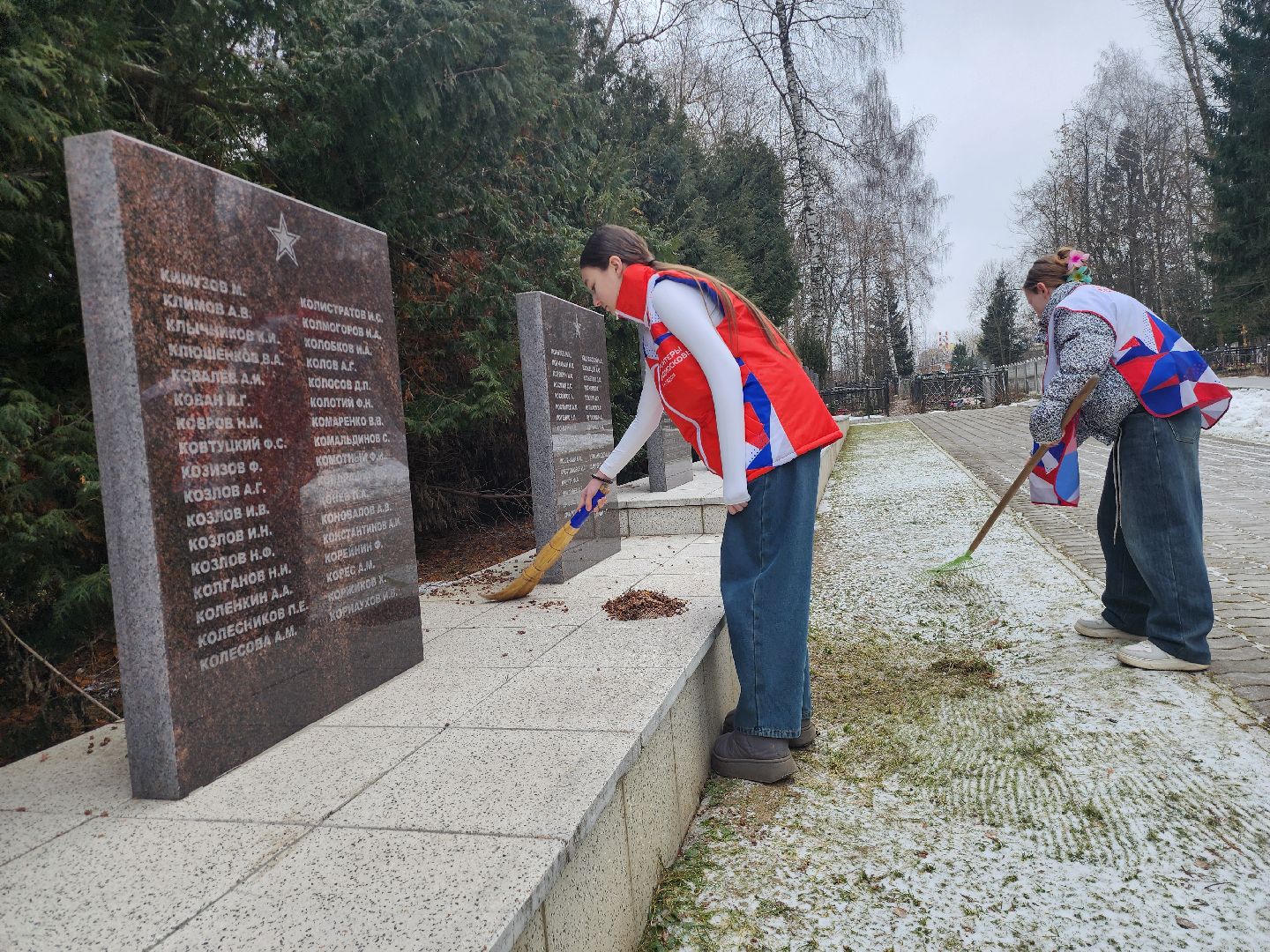 Коломна, памятник вов, великая отечественная война, волонтеры,