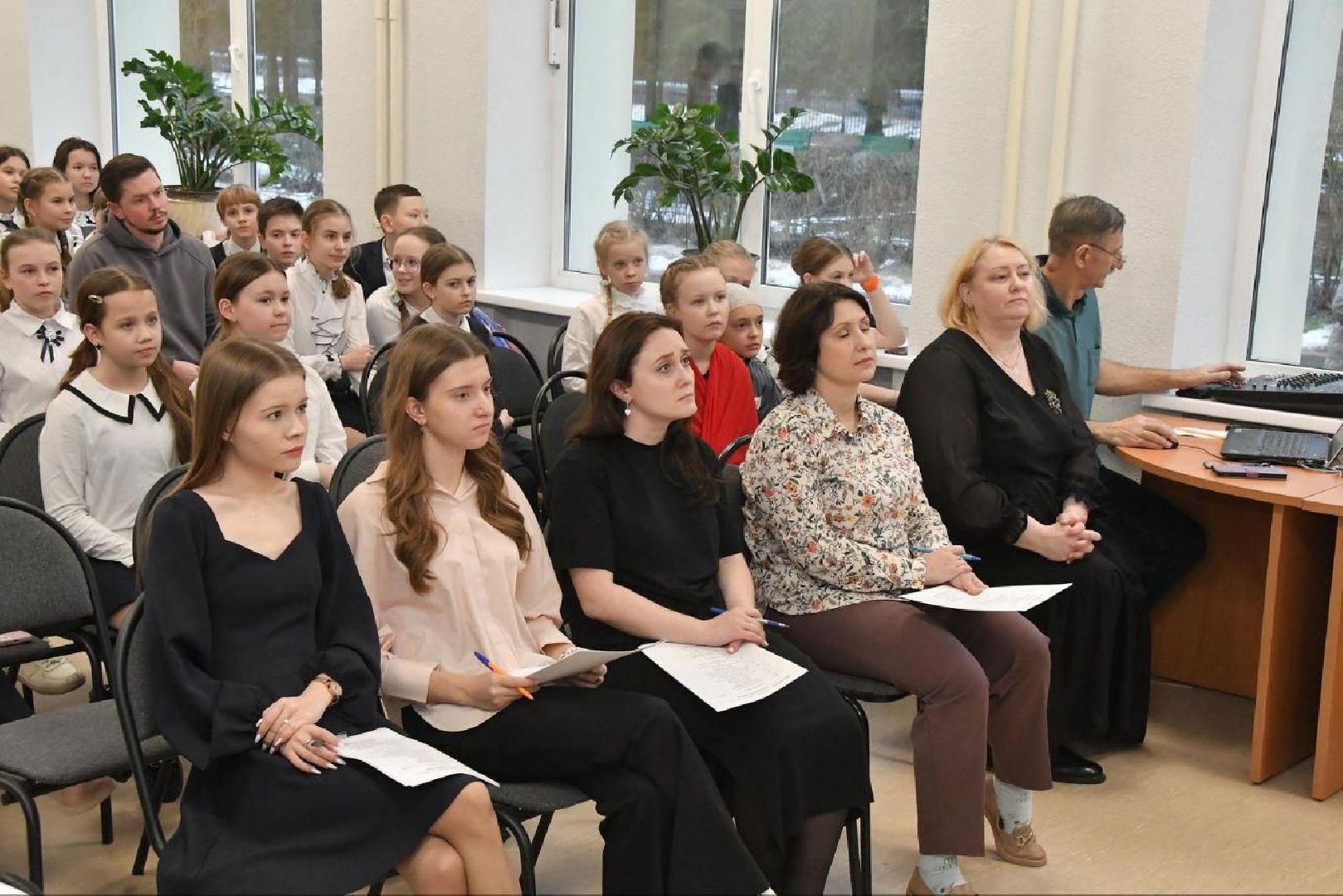 80 лет победе, вертикалки, школа Попова Власиха, конкурс военной песни, дети о войне,