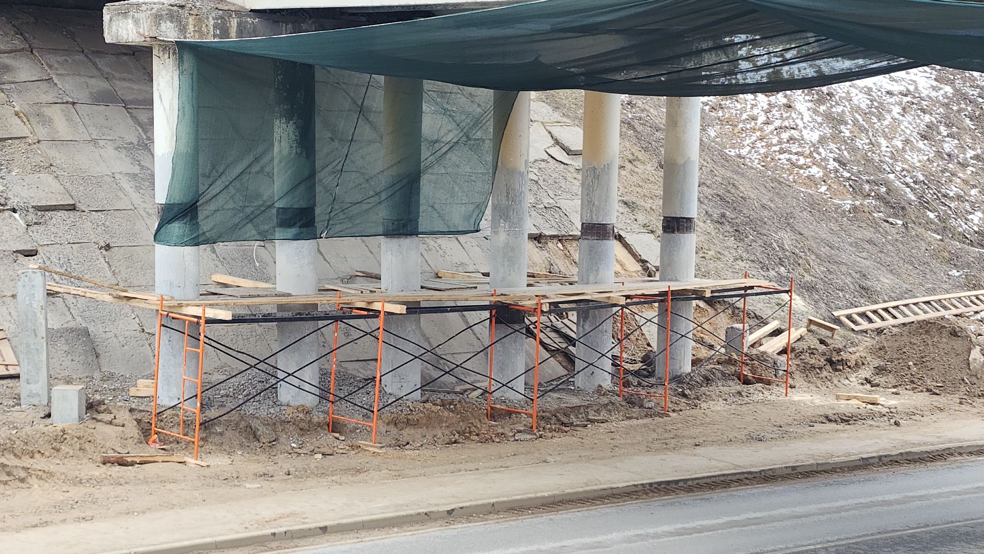 дороги подмосковья, волоколамск, ремонт путепровода,