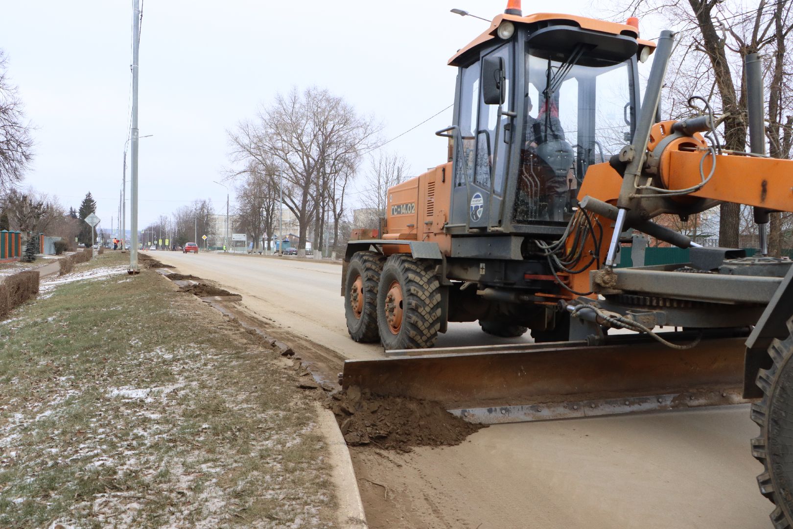 мосавтодор, серебряные пруды, улица ленина, дорожные работы, уборка прибордюрной территории,