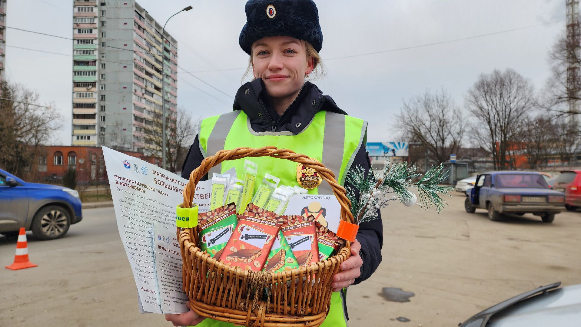госавтоинспекция, Лобня, Ребнок в машине, вертикалки,