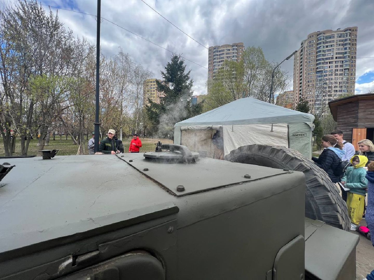 Реутов, полевая кухня, еда, гречневая каша, чай